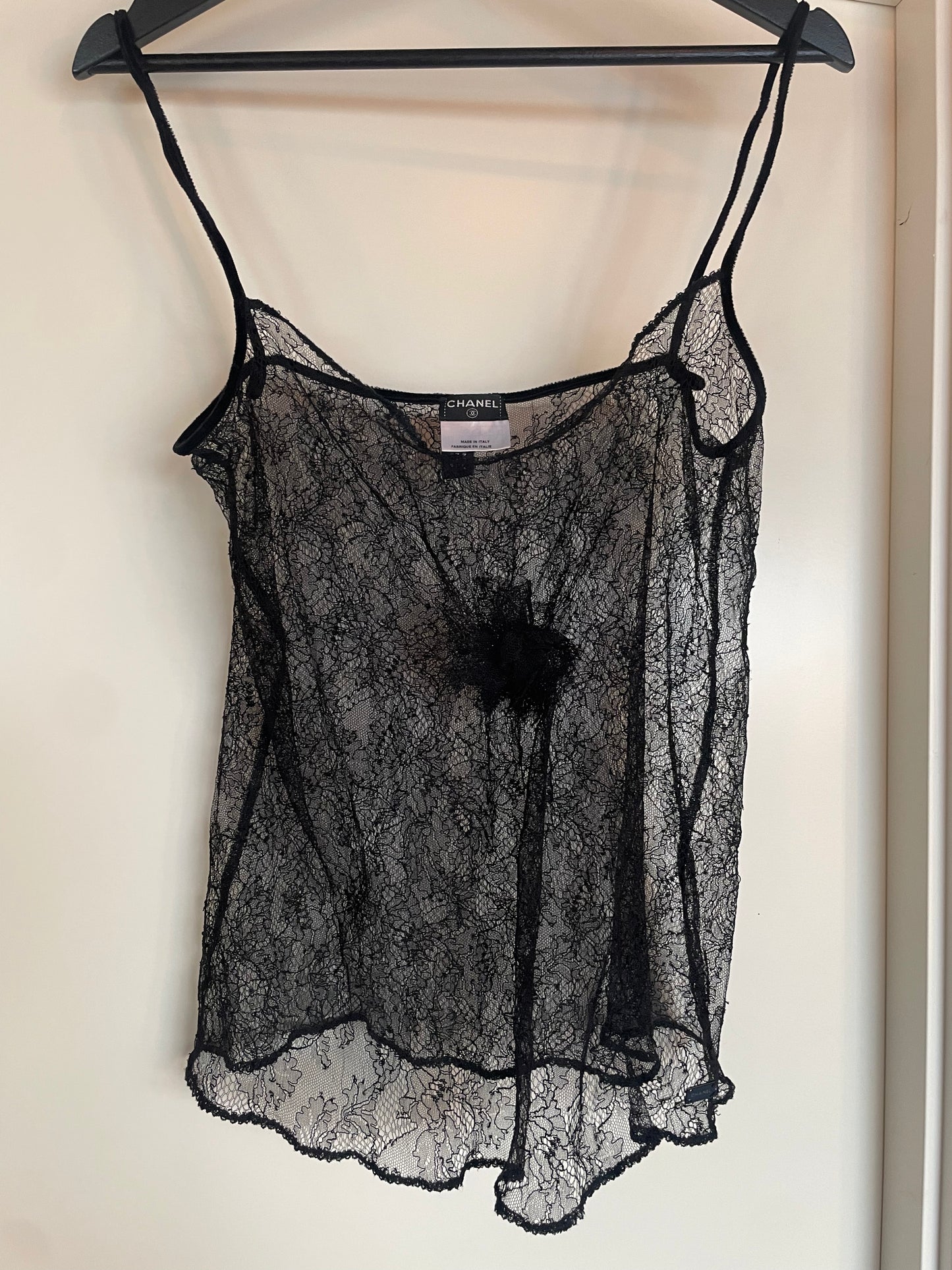 Chanel - Blondetop m. Camelia & Emblem - str. S/M