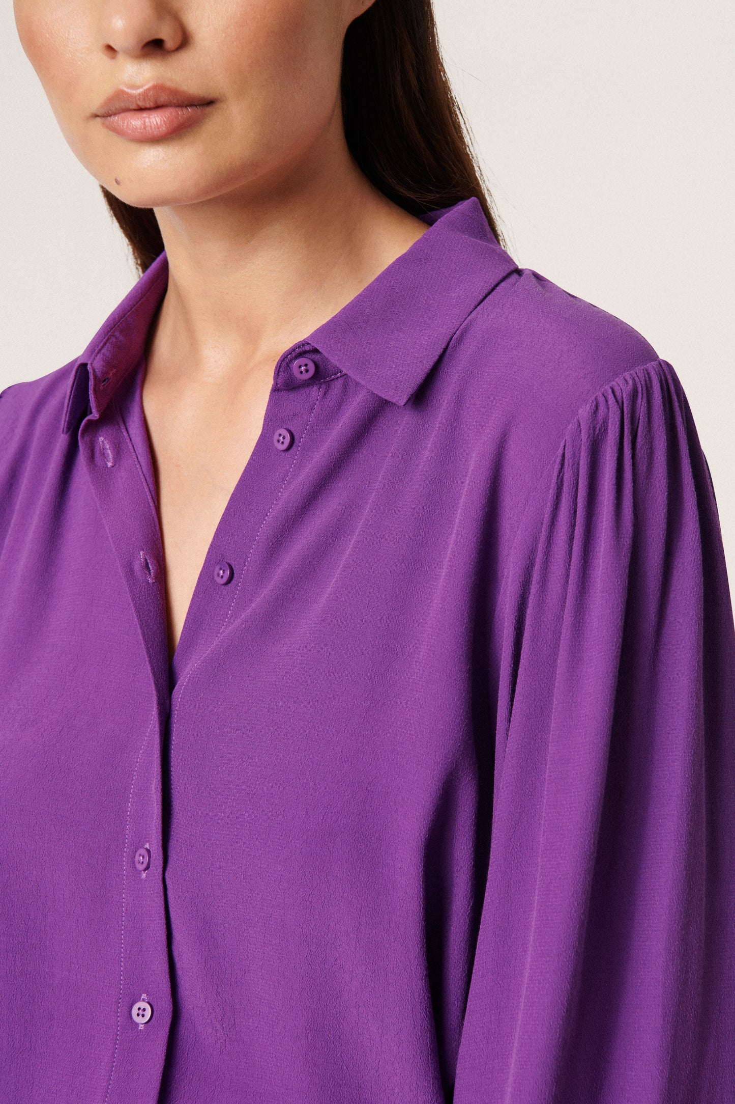 Skjorte Chrishell Solid Shirt - Soaked in Luxury - Amaranth Purple