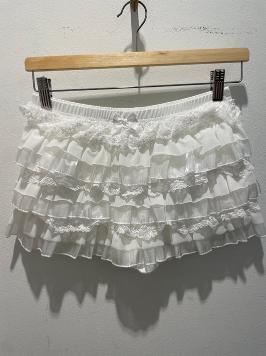 White Ruffled Lace Shorts - XS/S