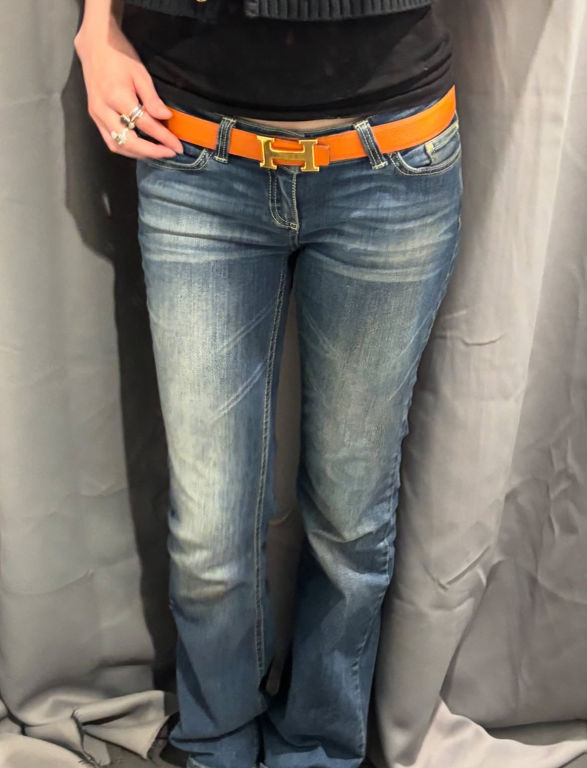 Hermès Belt – Reversible Leather in Black & Orange - Size 85