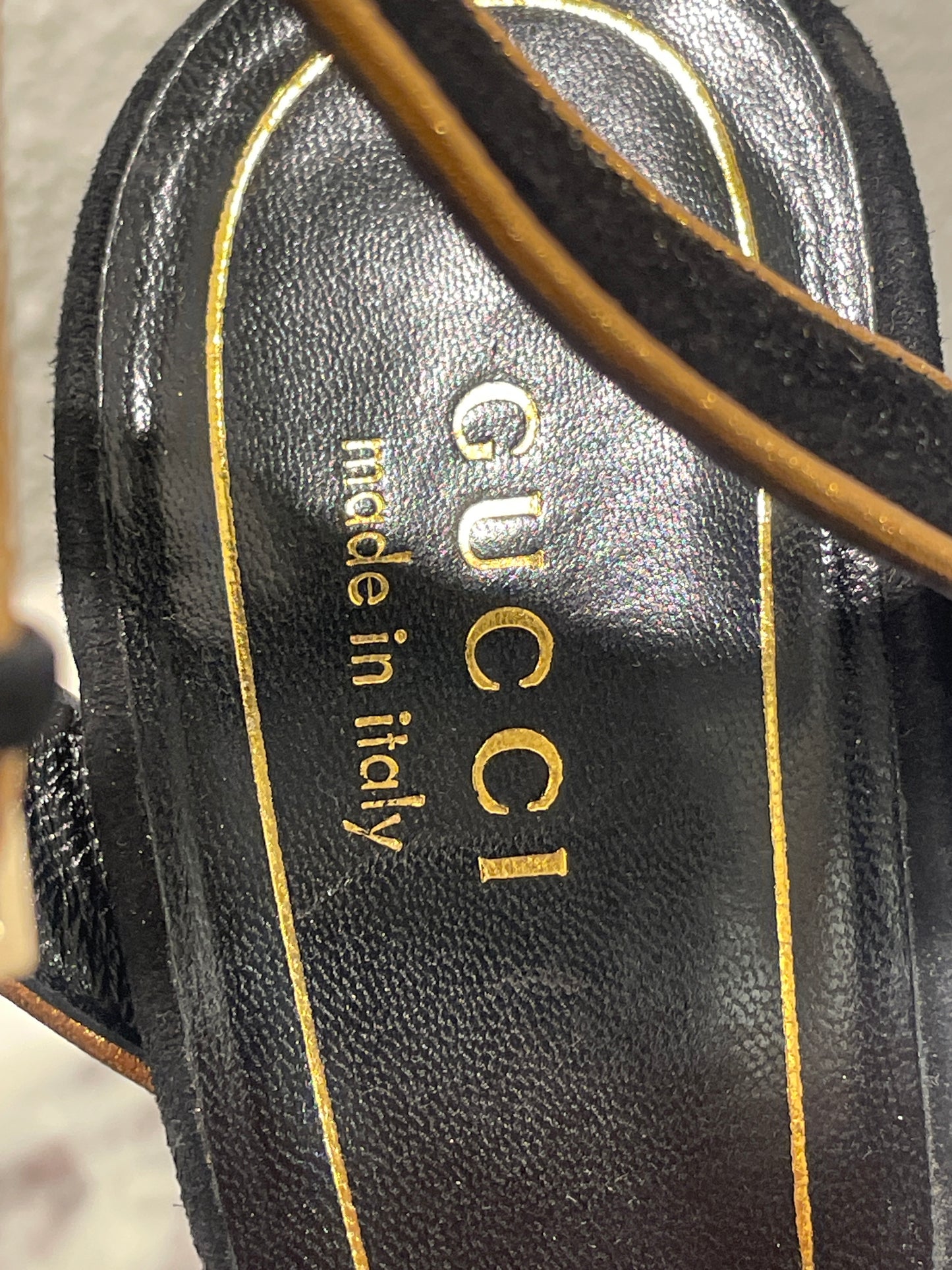 Gucci Houston Suede Platform Ankle-Strap Sandals - 37,5