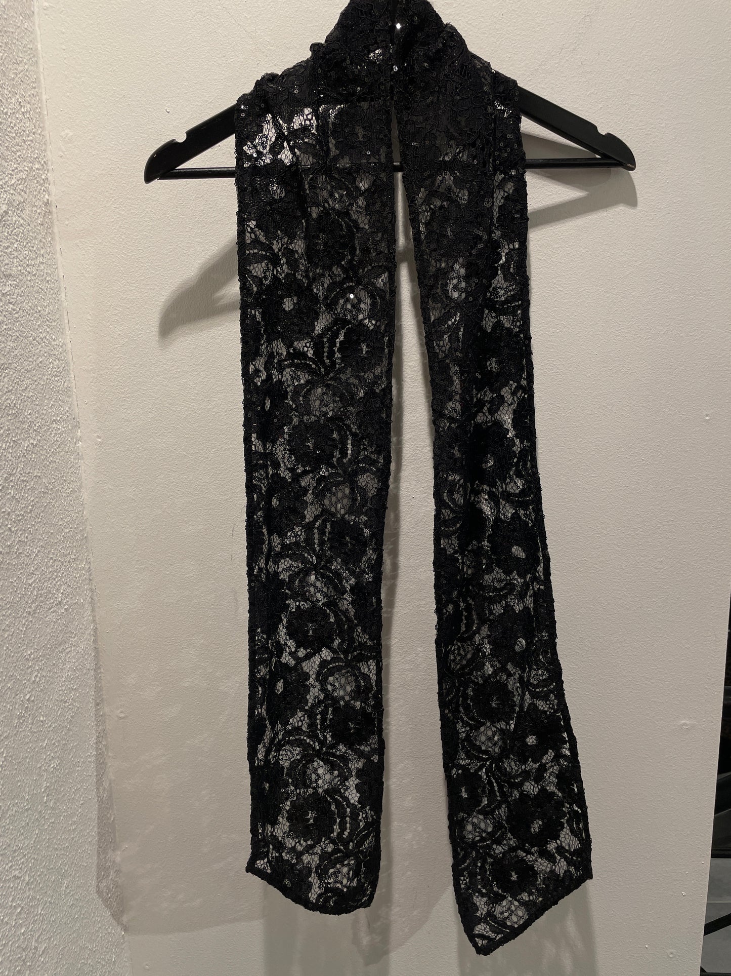 Stella Nova - Lace scarf w. sequins - Black - Medinas Wardrobe
