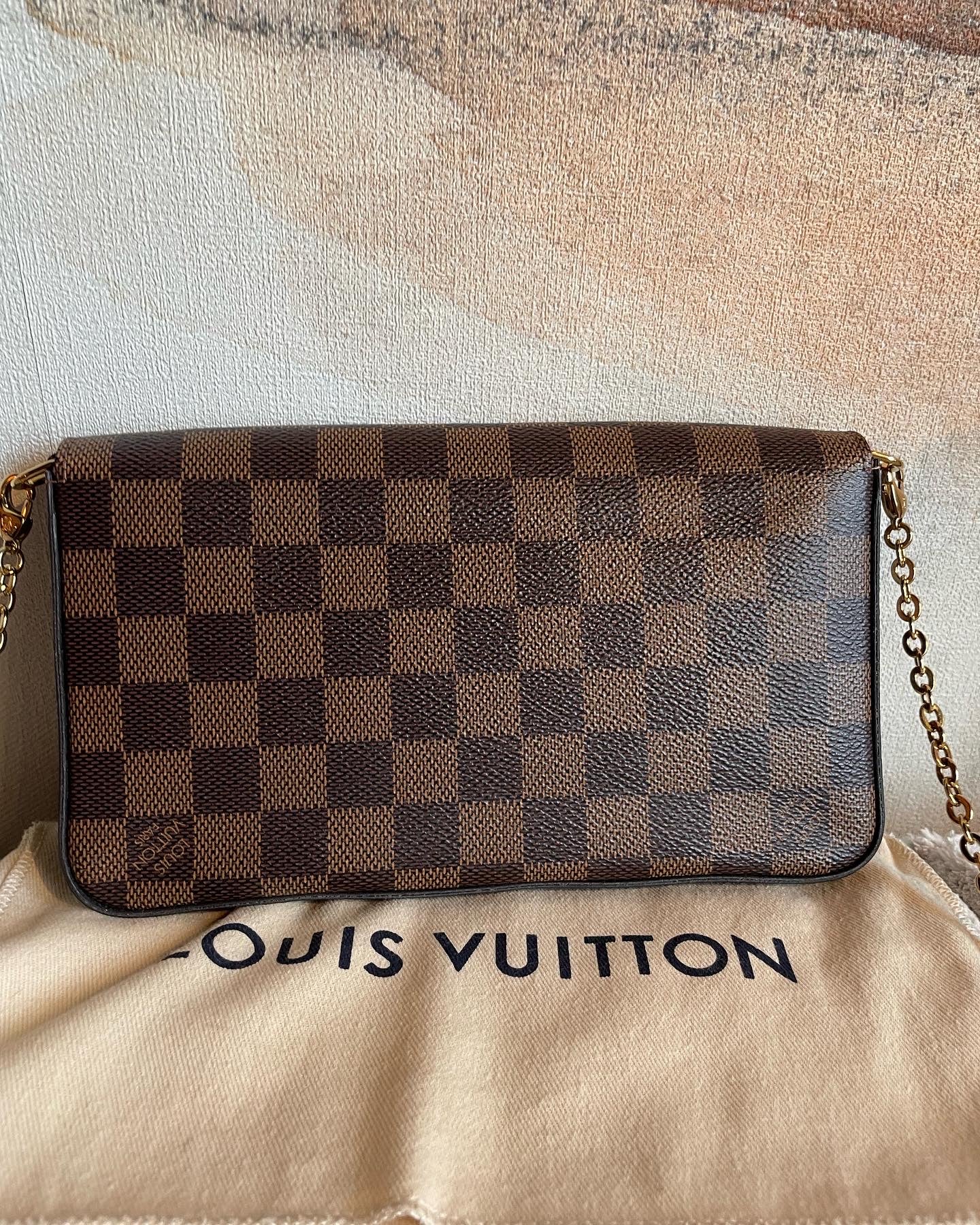 Louis Vuitton - Pochette Félicie