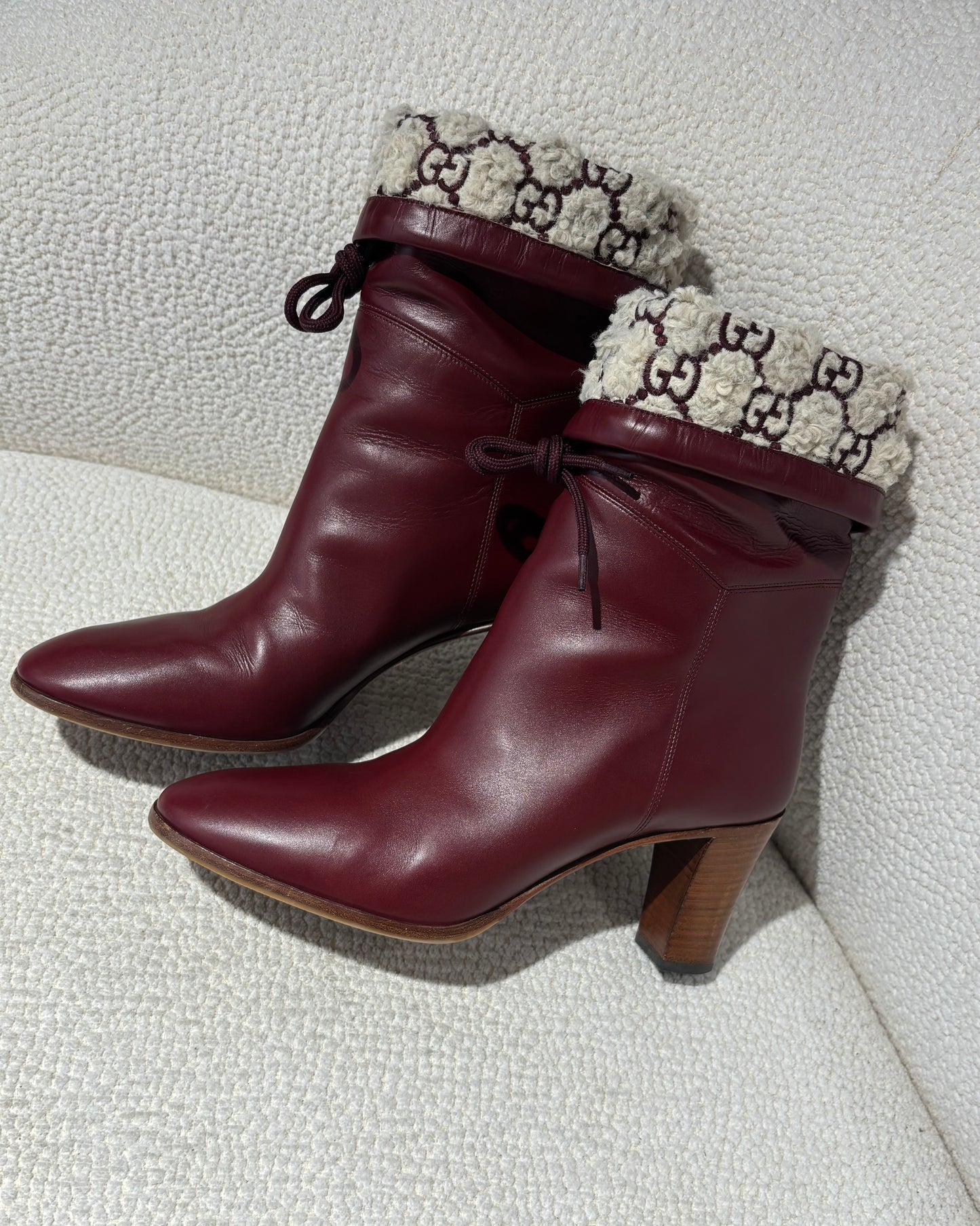 Gucci Boots – Bordeaux Leather & Faux Fur Monogram – EU 41