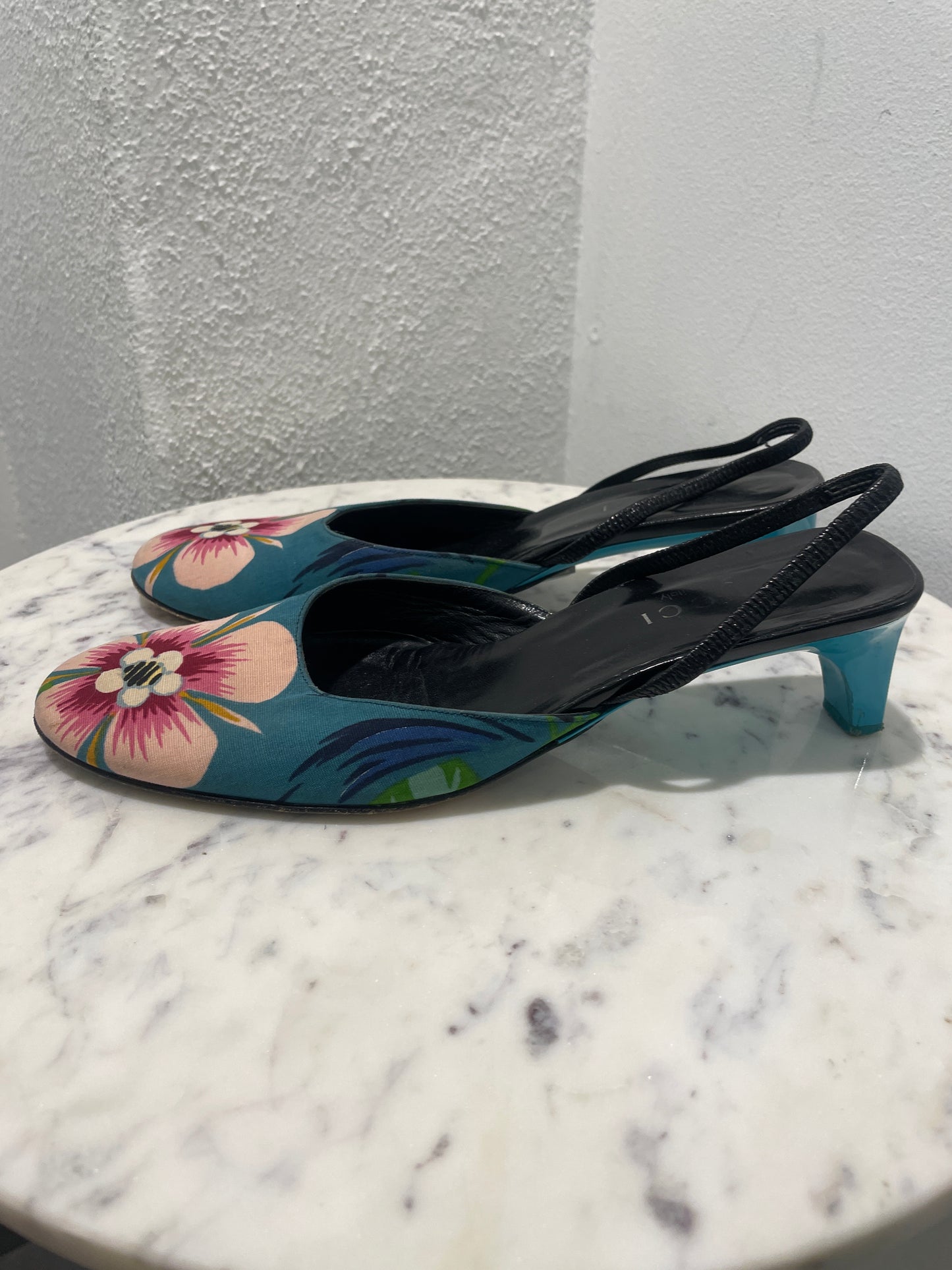 Gucci Vintage Floral Print Ribbed Slingback Mules - 38