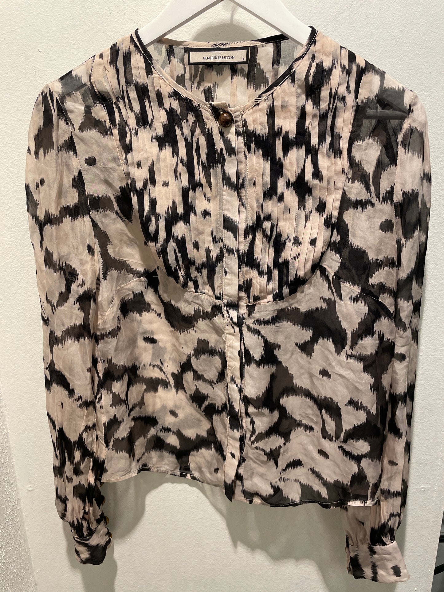 Benedikte Utzon – Exclusive Silk Blouse - S