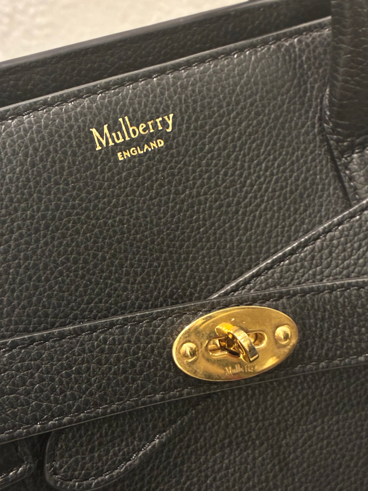 Mulberry Small Zipped Bayswater Satchel - Black Calfskin & Gold Hardware