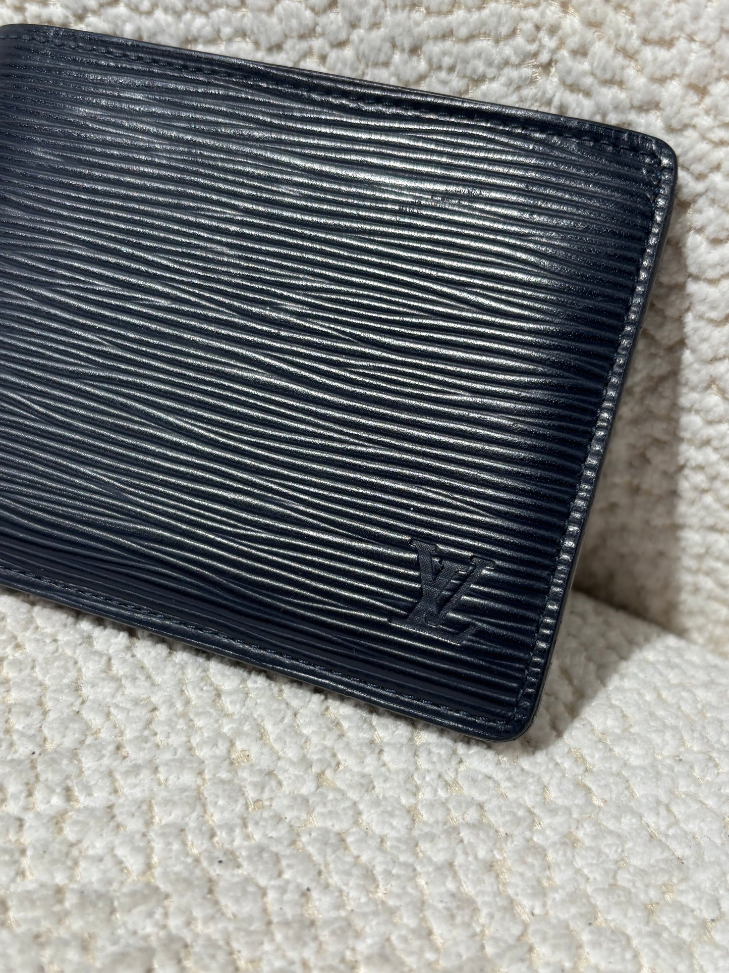 Louis Vuitton Wallet – Navy Leather with Embossed Logo