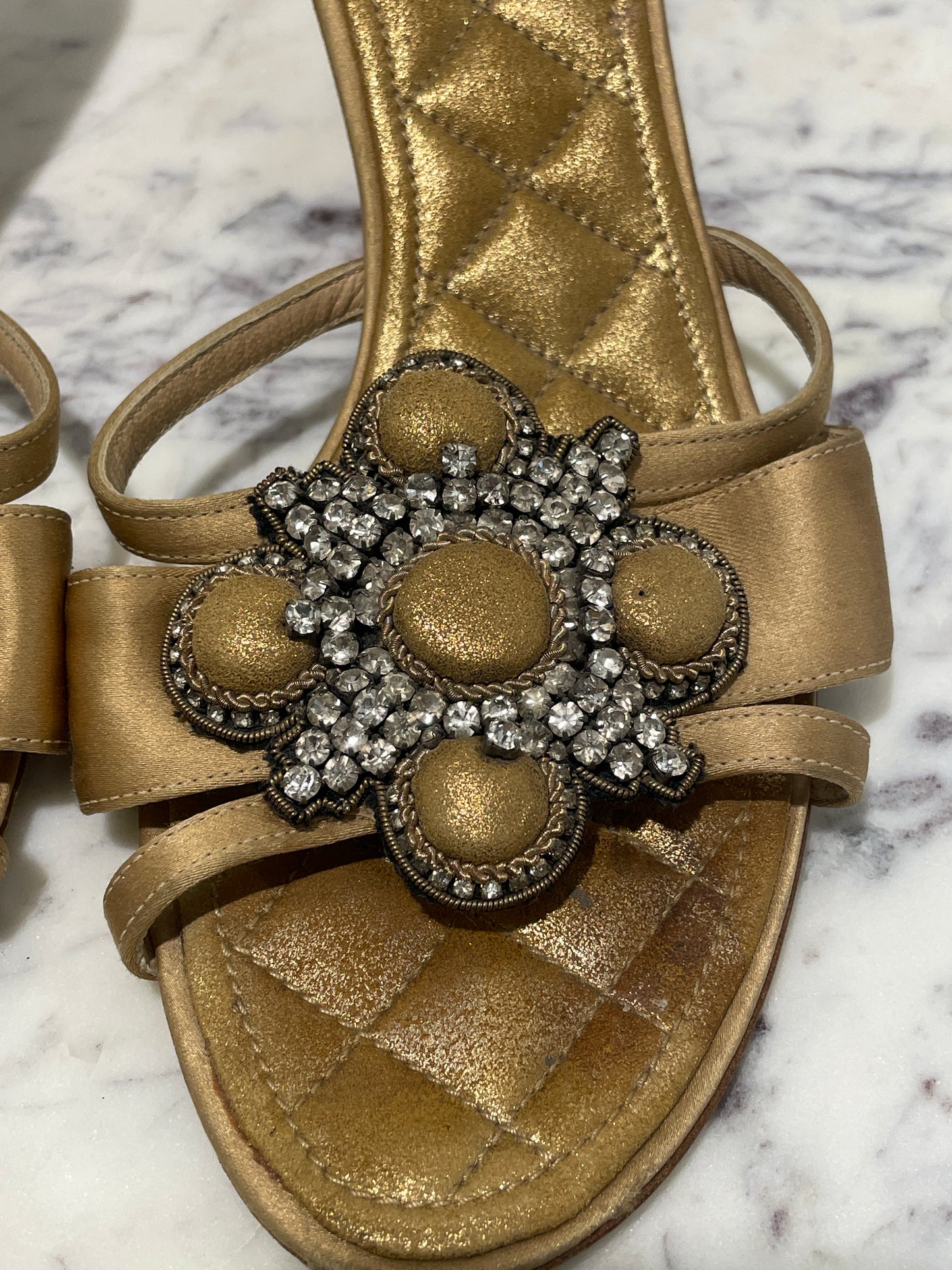 Chanel Metallic Gold Quilted Gripoix Kitten Mules – EU 38