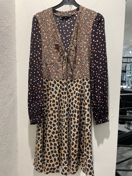 ETRO — Luxury Silk Patchwork Print Dress with Ruffle Details - EU 38