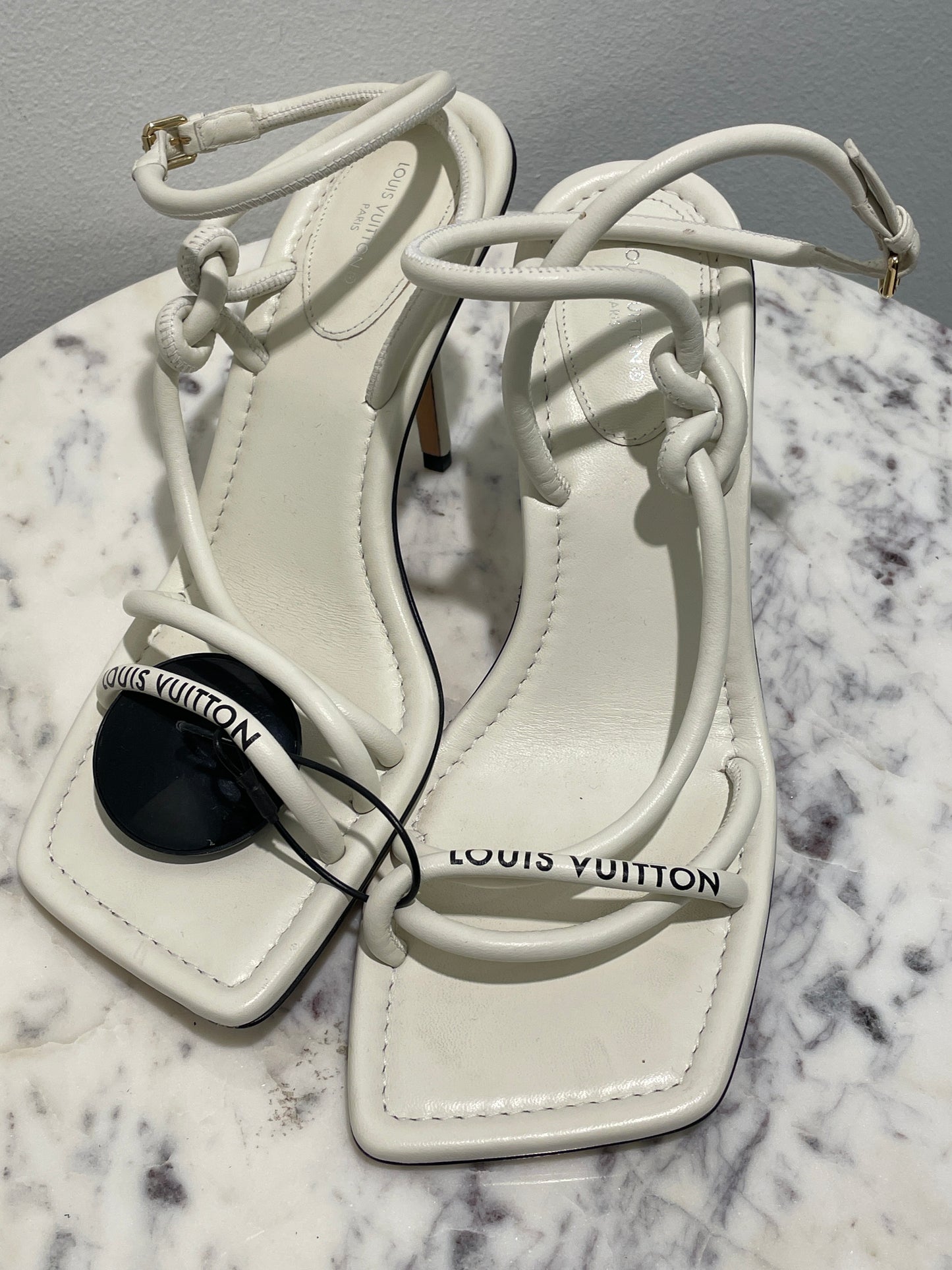 Louis Vuitton - White Strappy Leather Heeled Sandals – Pristine, Like New Condition  - 38