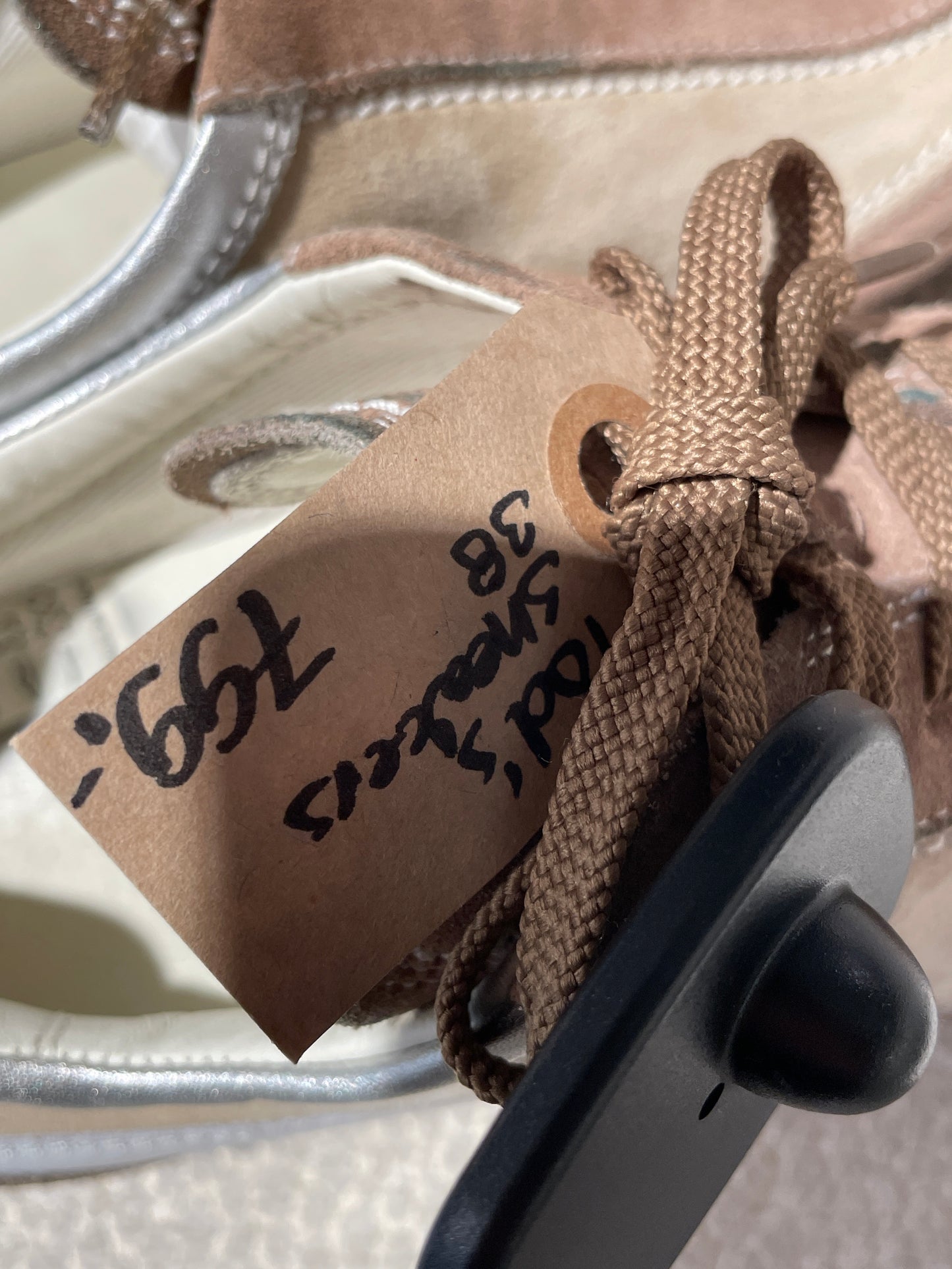 Tod's Sneakers –  EU38
