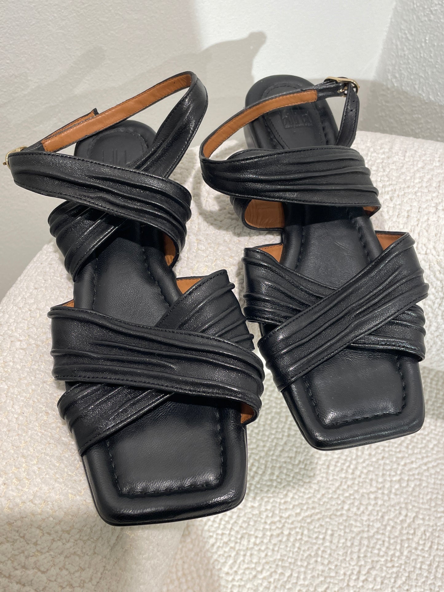 Billi Bi - sandal w. anclestraps - 40