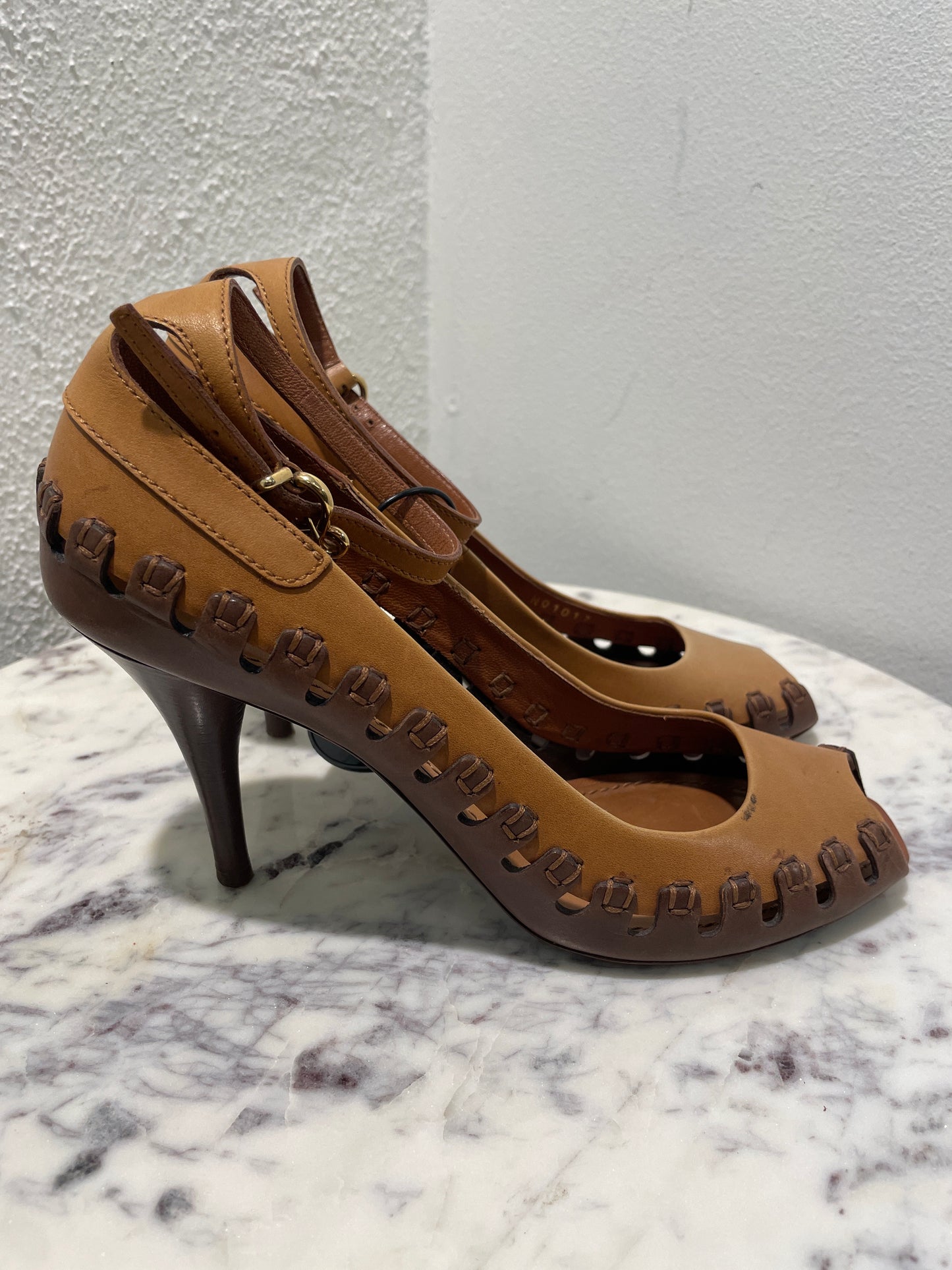 Louis Vuitton Tan Suede & Brown Leather Woven Detail Peep-Toe Heels - 38