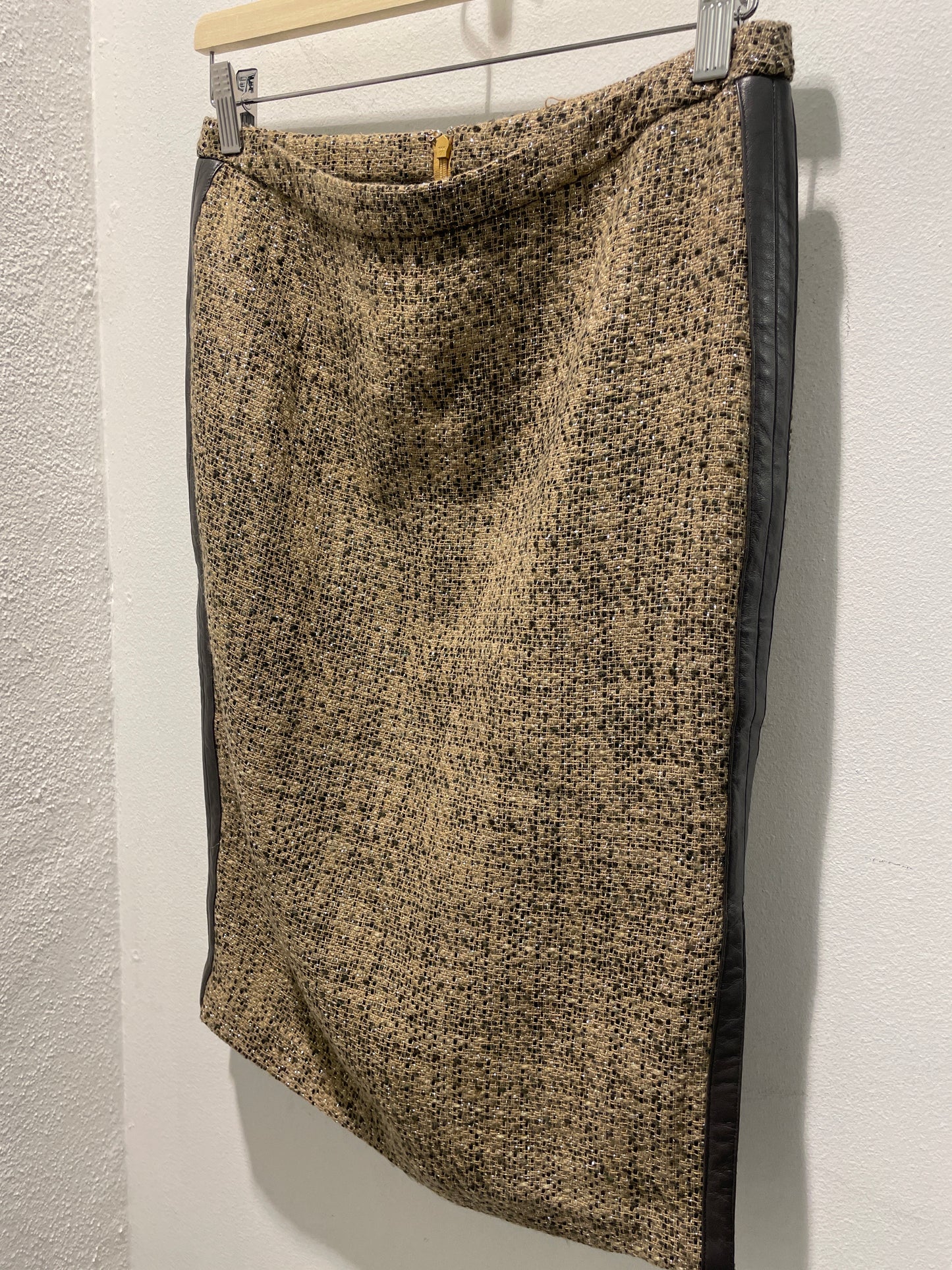 Malene Birger — Tweed Midi Skirt with Leather Panels and Gold Thread - Size EU 36