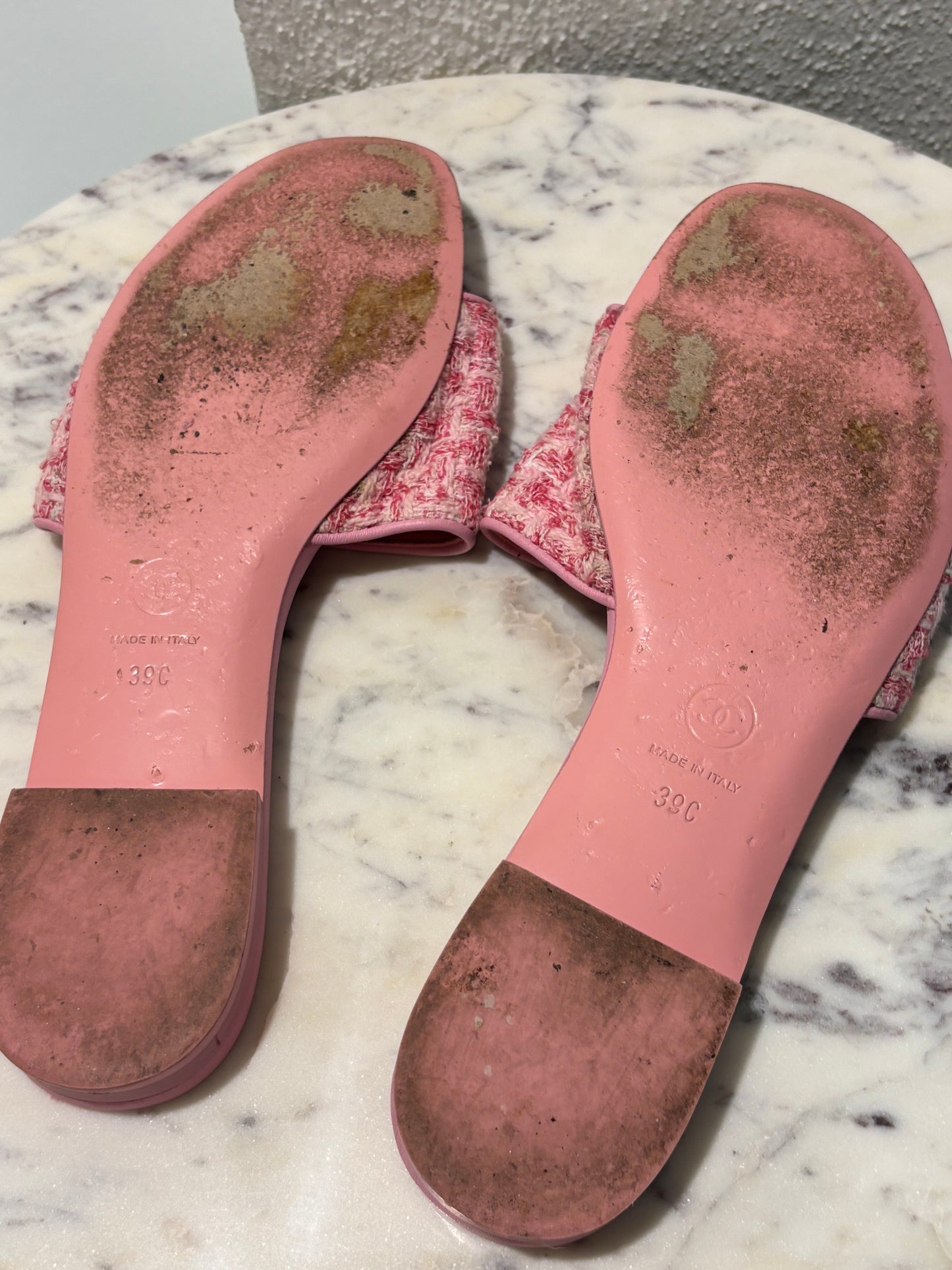 Chanel Sandals – Pink with Logos – EU 39C