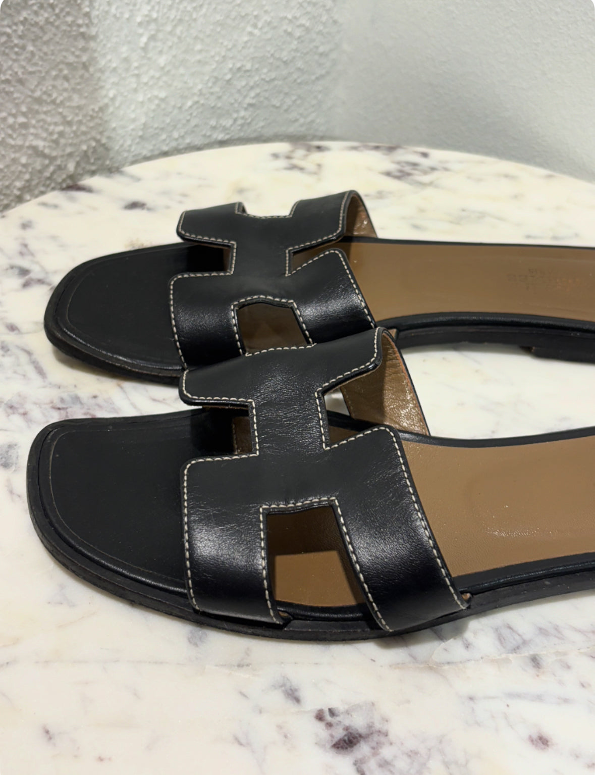 Hermés Oran Sandals – Black Leather – EU 38.5 (38)