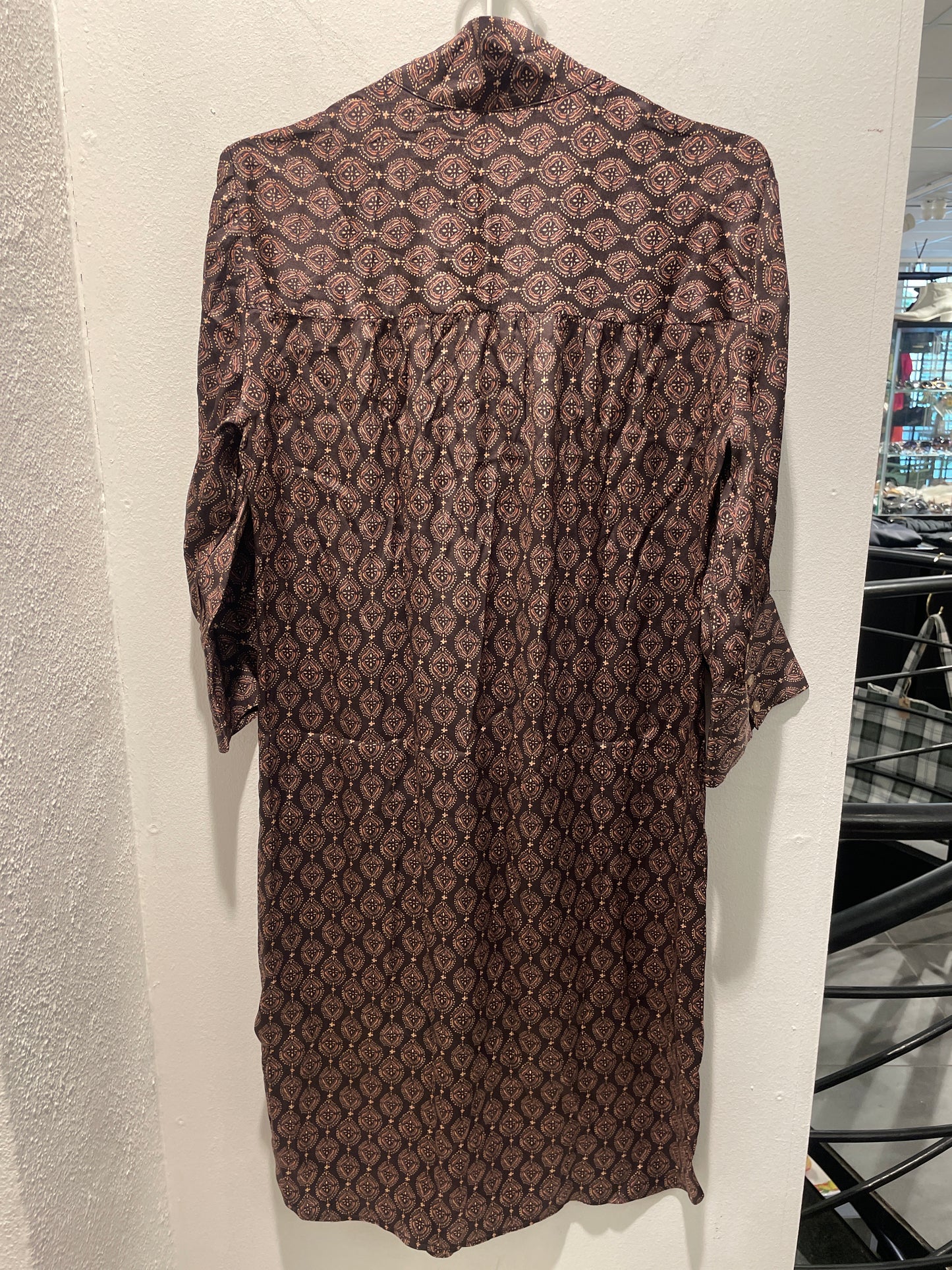 Dea Kudibal — Silk Dress with Geometric Print in Brown and Old Rose - Size S