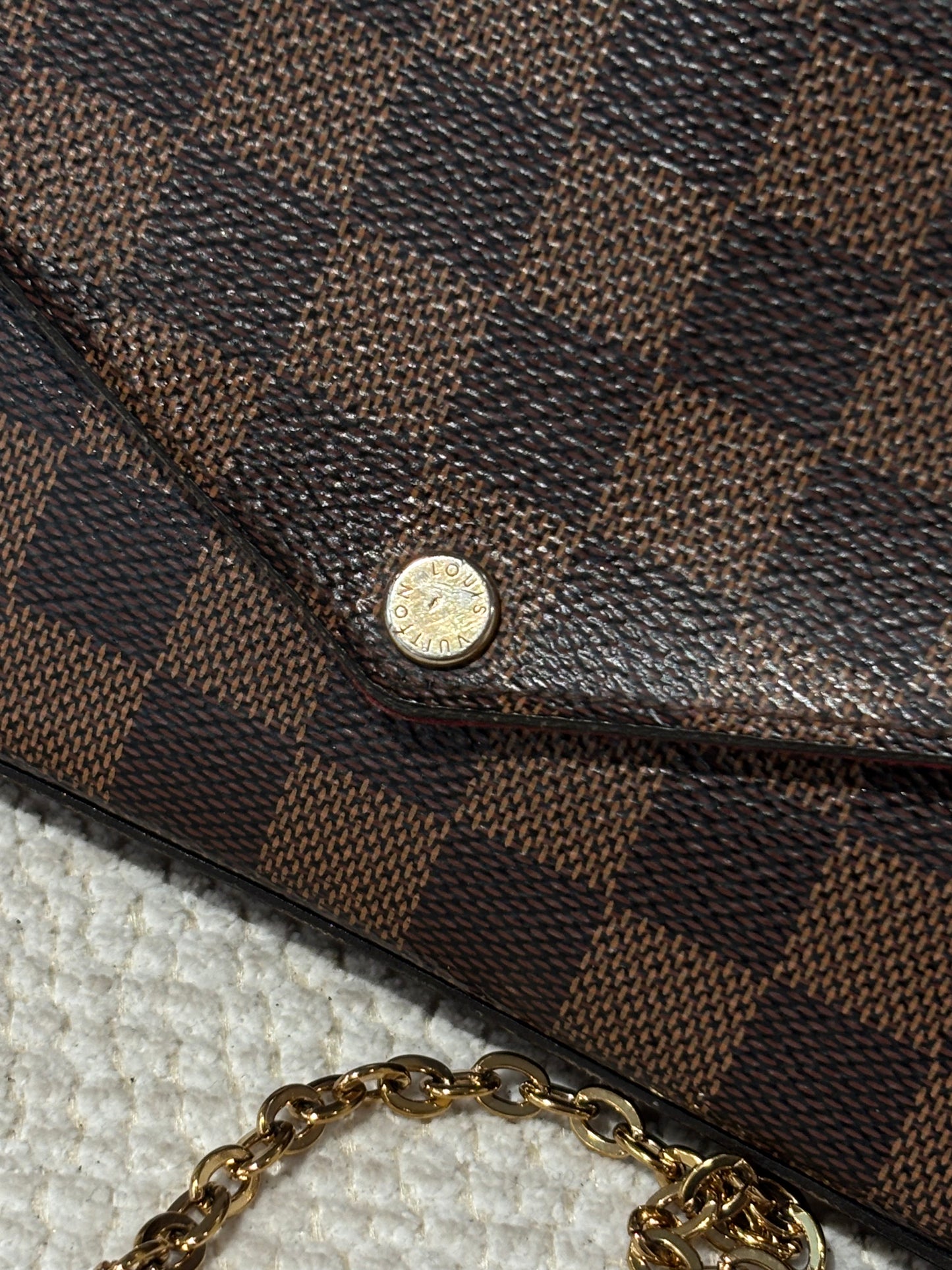 Louis Vuitton Pochette Félicie – Damier Canvas with Gold Chain