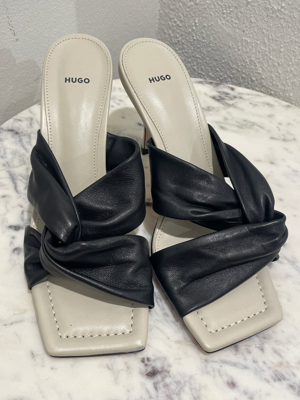 Hugo Boss - HUGO W Tonic Twisted Mules - 37