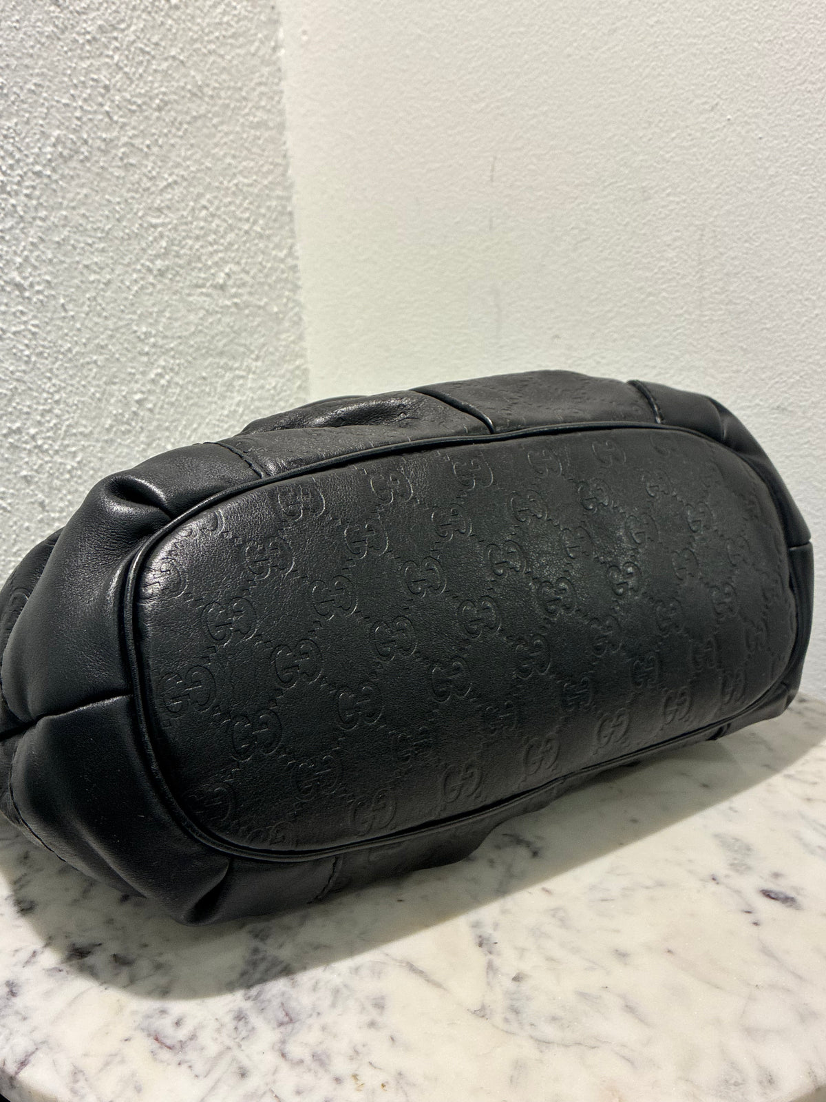Gucci Guccissima Bag – Black Leather & Gold Hardware