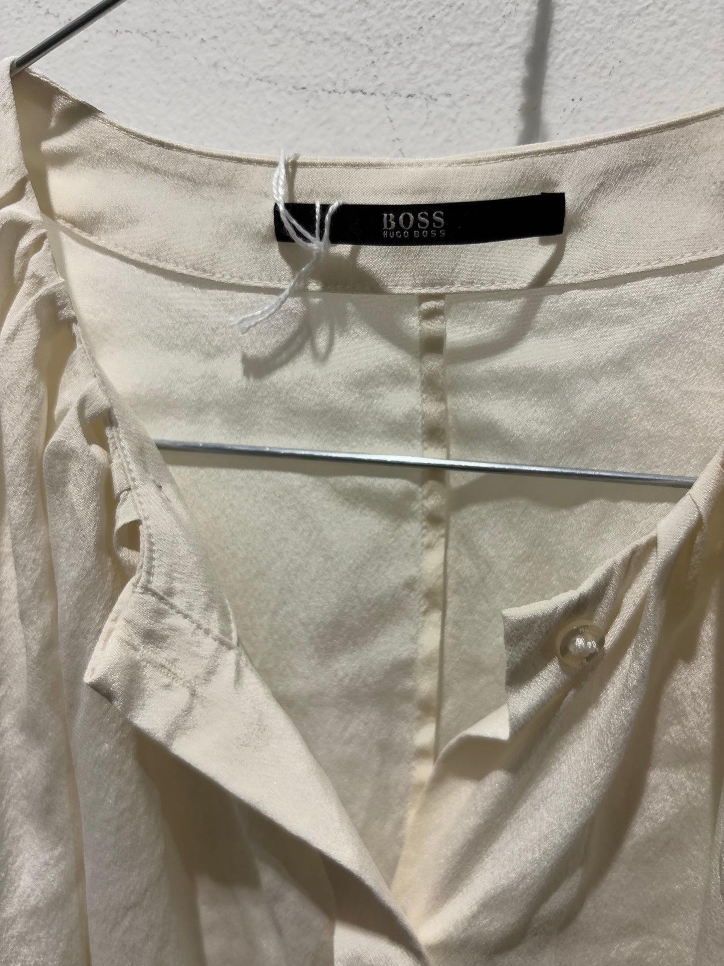 Boss - shirt - white - EU36 - Medinas Wardrobe