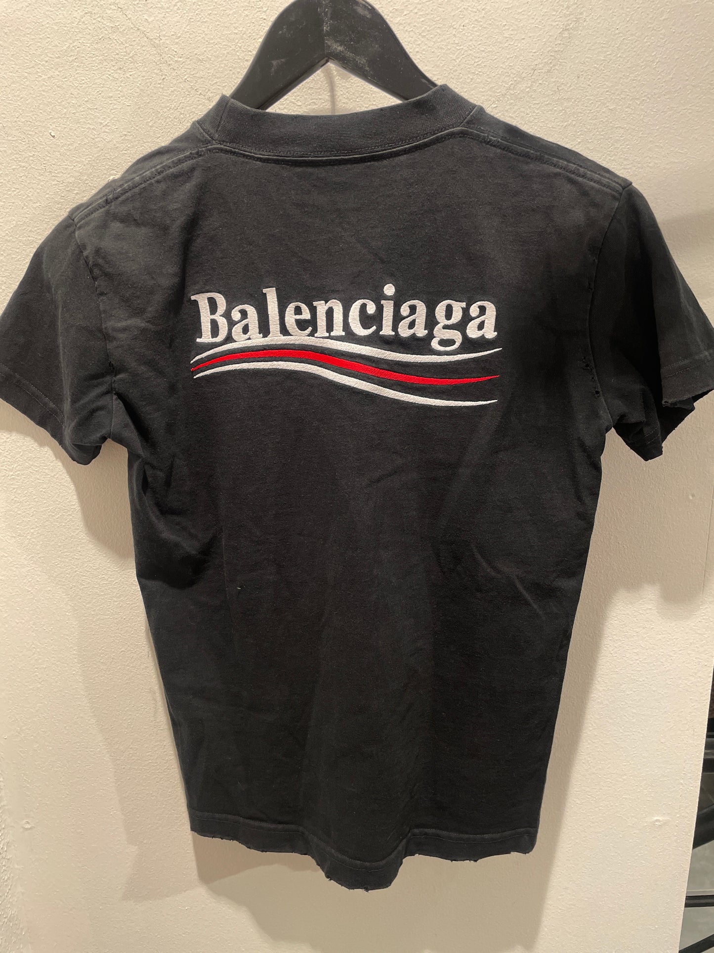 Balenciaga - Logo Tee - Vintagelook - Medinas Wardrobe - S