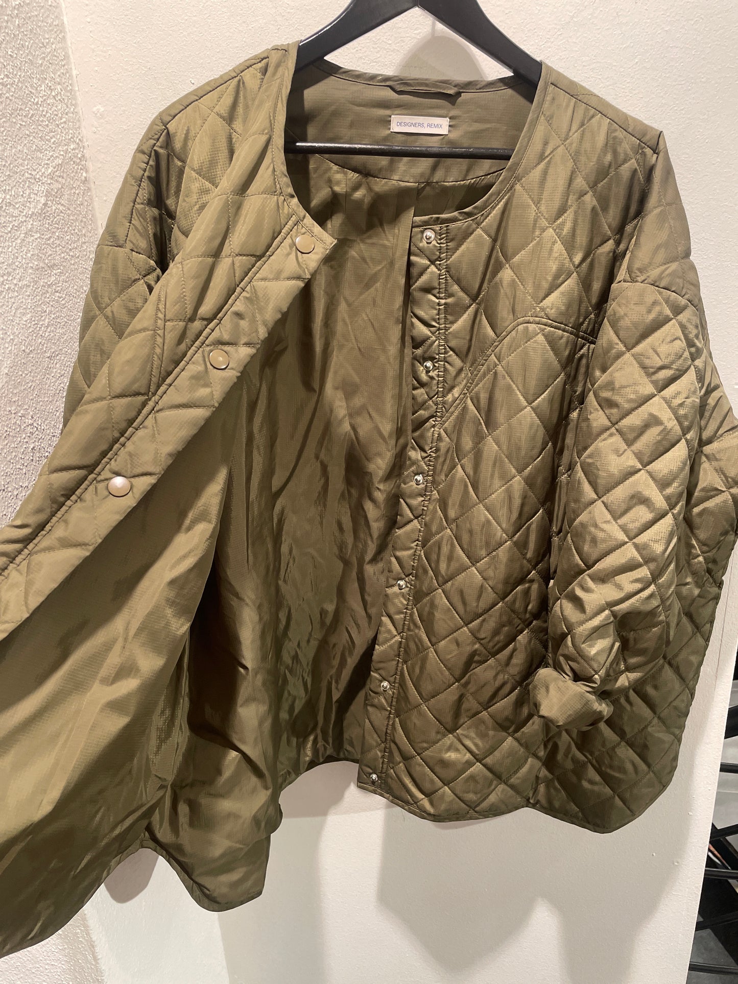 Designers Remix - oversized Thermal jacket - Khaki - Medinas Wardrobe - EU40