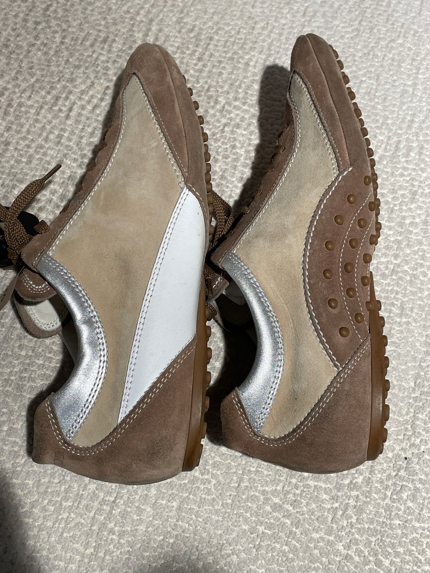 Tod's Sneakers –  EU38
