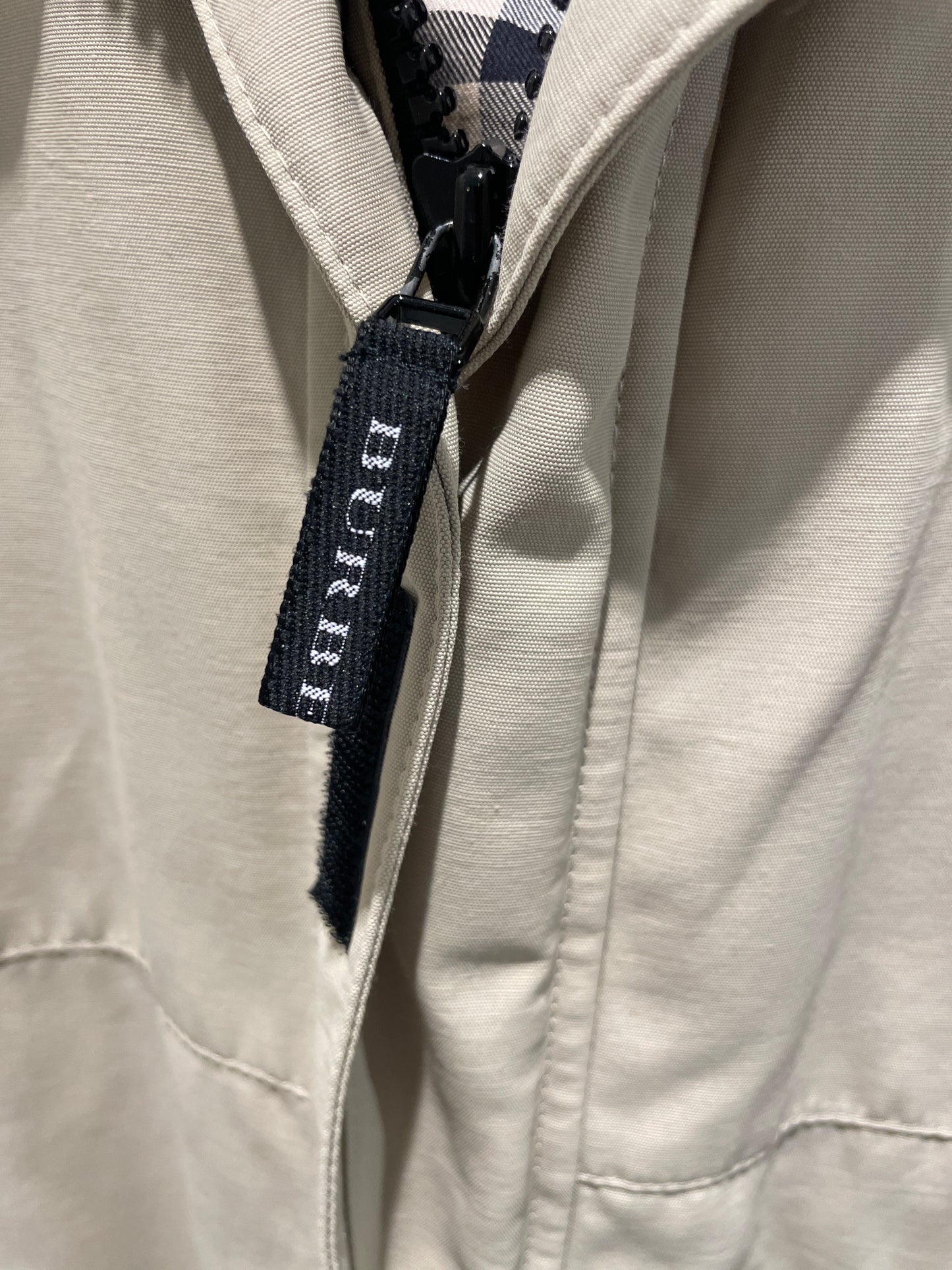 Burberry jacket - S-L - unisex