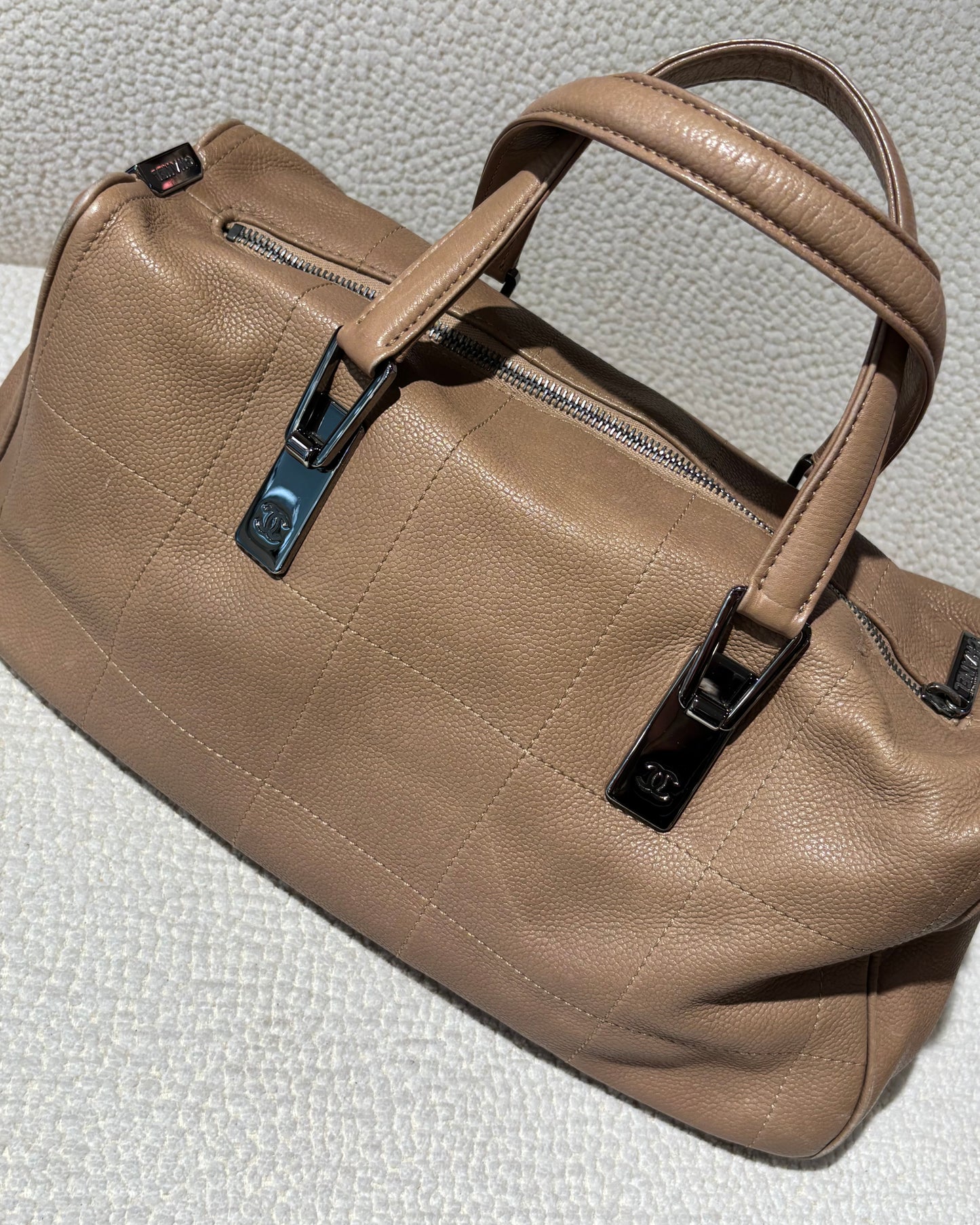 Chanel Bag - Chocobar – Beige/Dusty Rose Leather & Silver Hardware