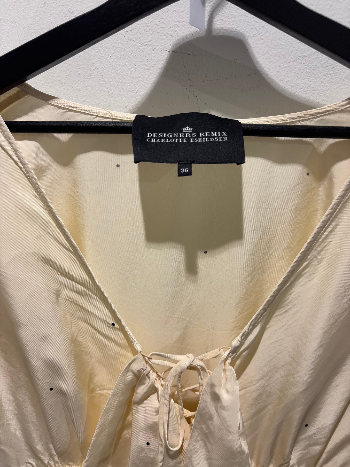 Designers Remix - Shirt - ecru / pastel yellow w. dots - EU36 - Medinas Wardrobe