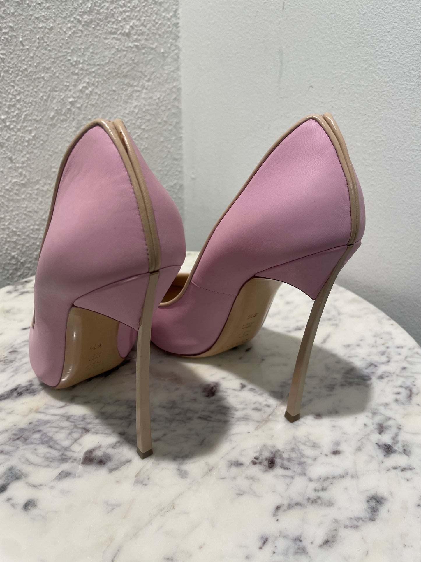 Casadei Classic Pastel Pink 'Blade' Steel Heel Pumps – Brand New & Unworn - 38,5