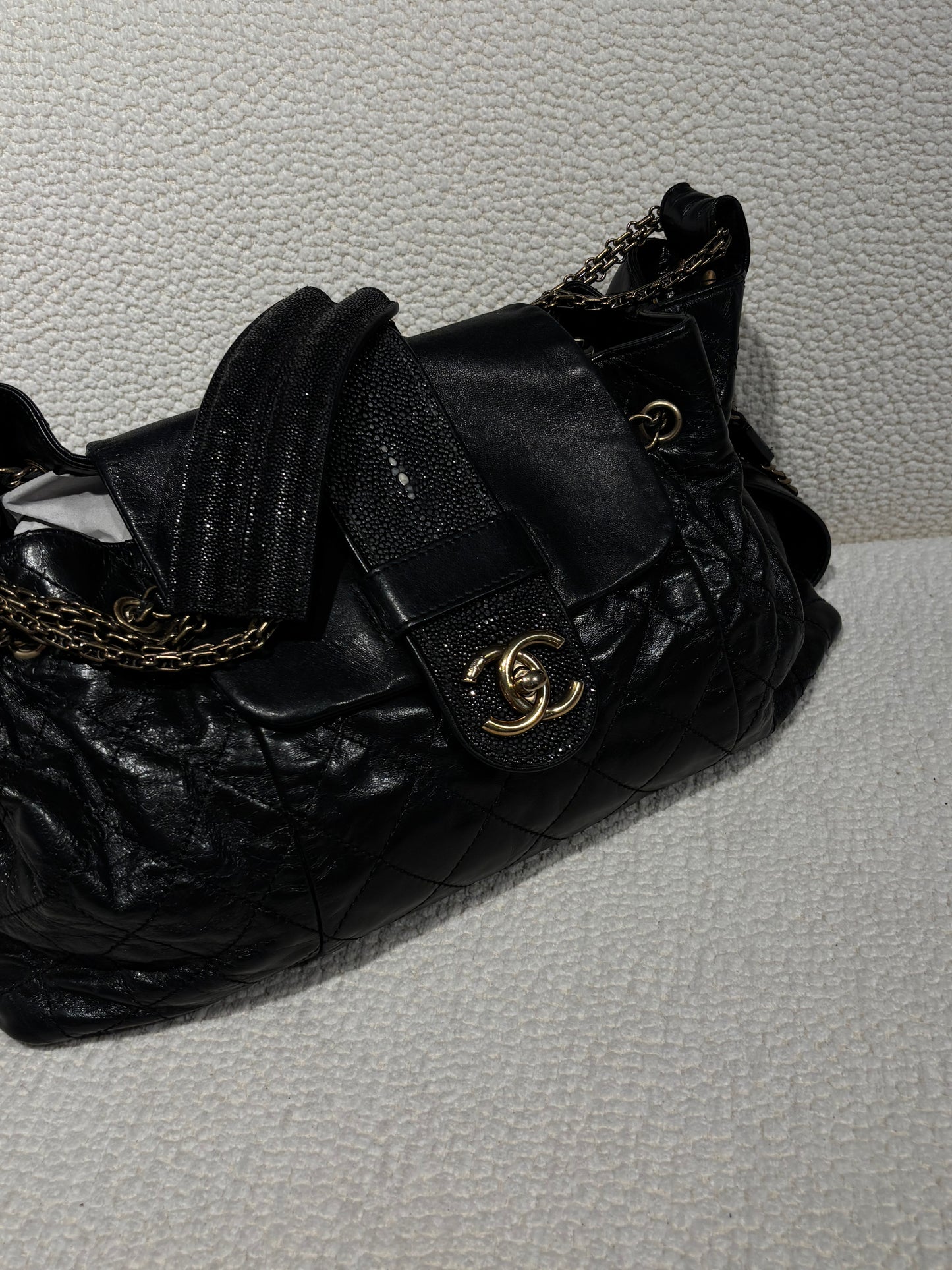 Chanel Stingray Bindi CC Accordion Tote – Black Calfskin & Gold Hardware