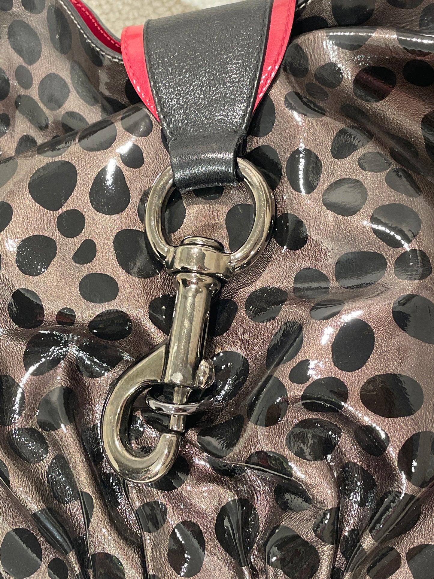 Moschino bag - patent leather leo pattern