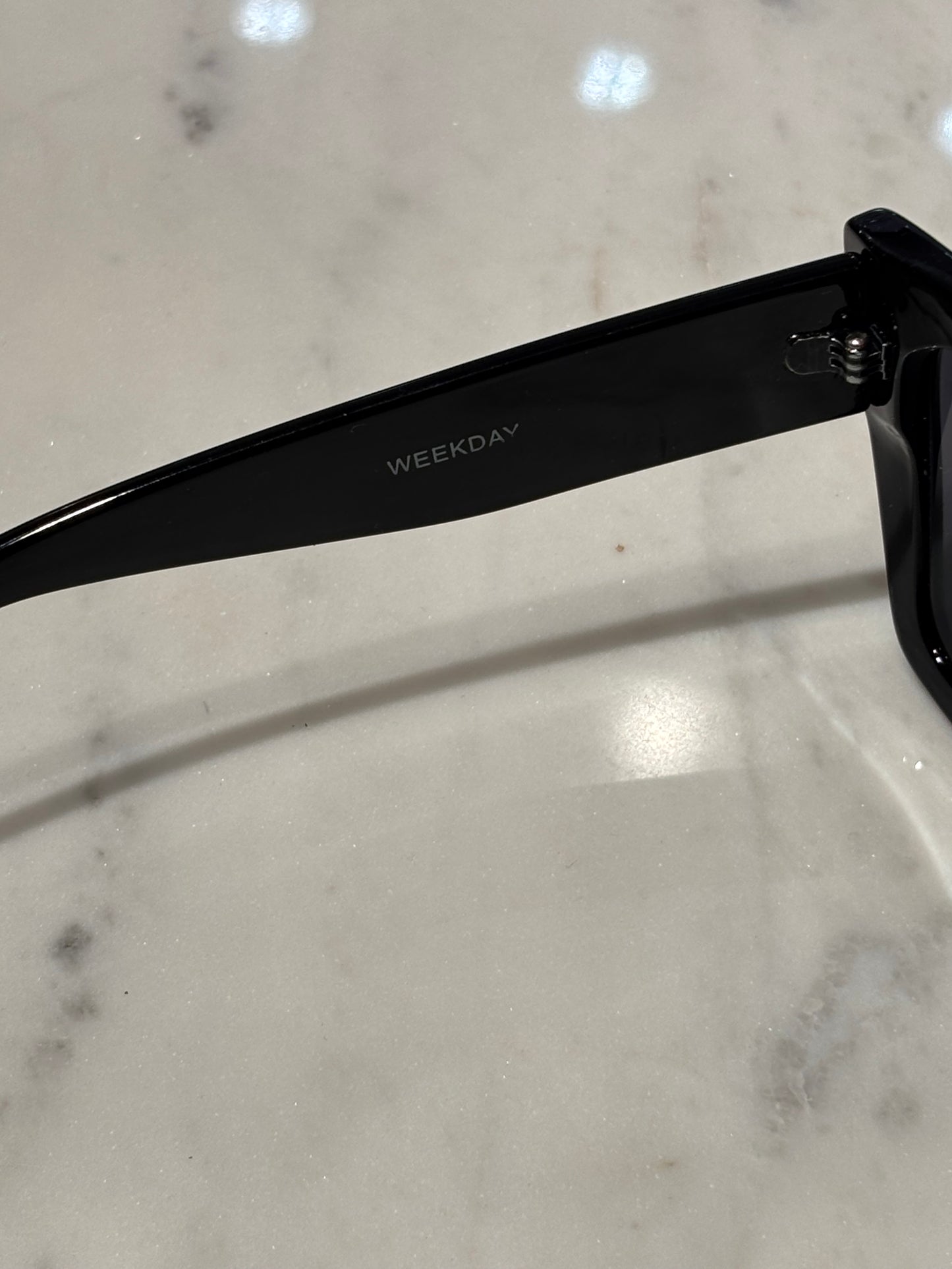 Weekday - Sunglasses - Medinas Wardrobe