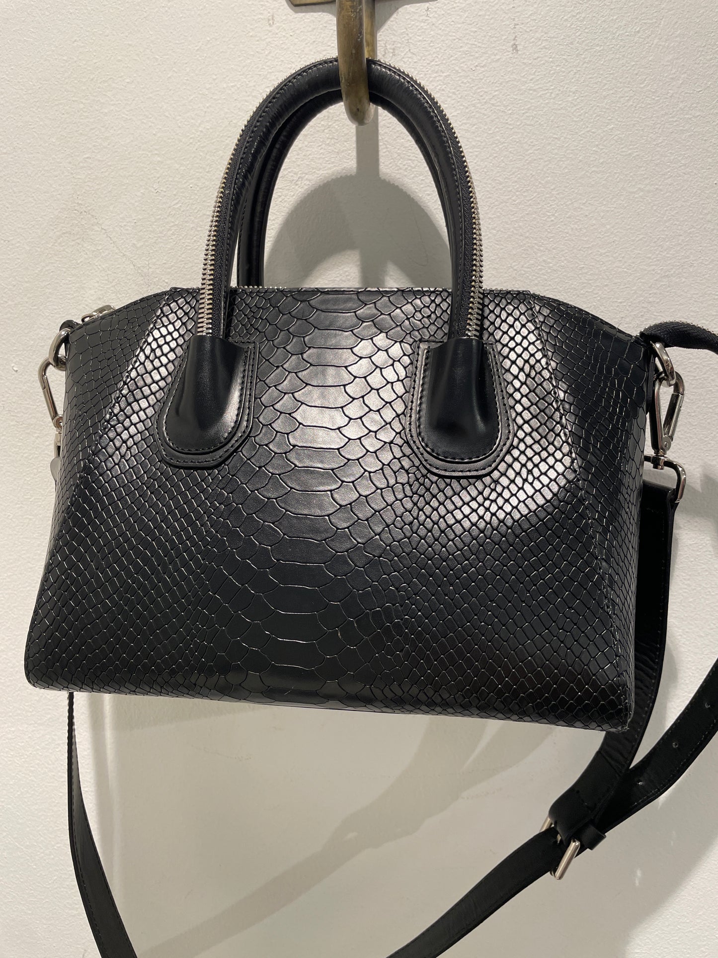 Leowulff - Boa Black Silver bag