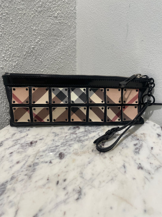 Burberry Nova Plate Ashcombe Clutch
