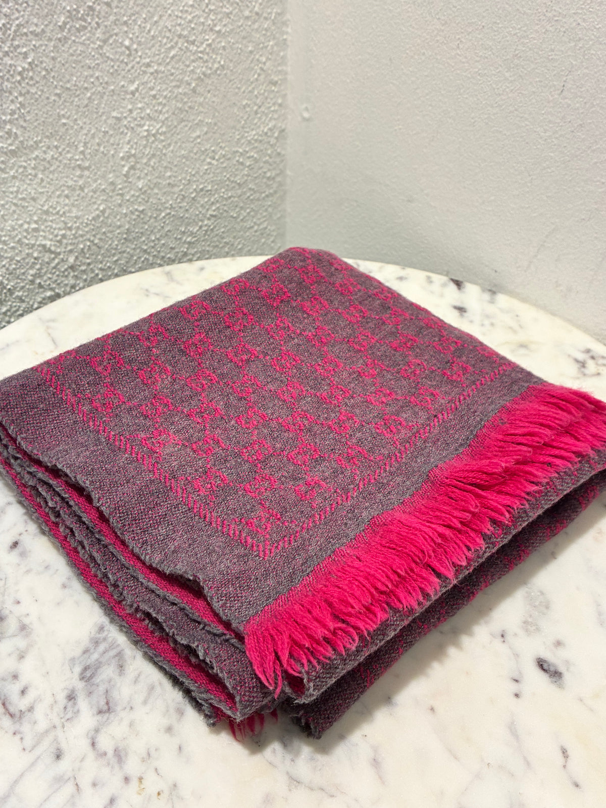 Gucci Monogram Scarf - Grey & Pink