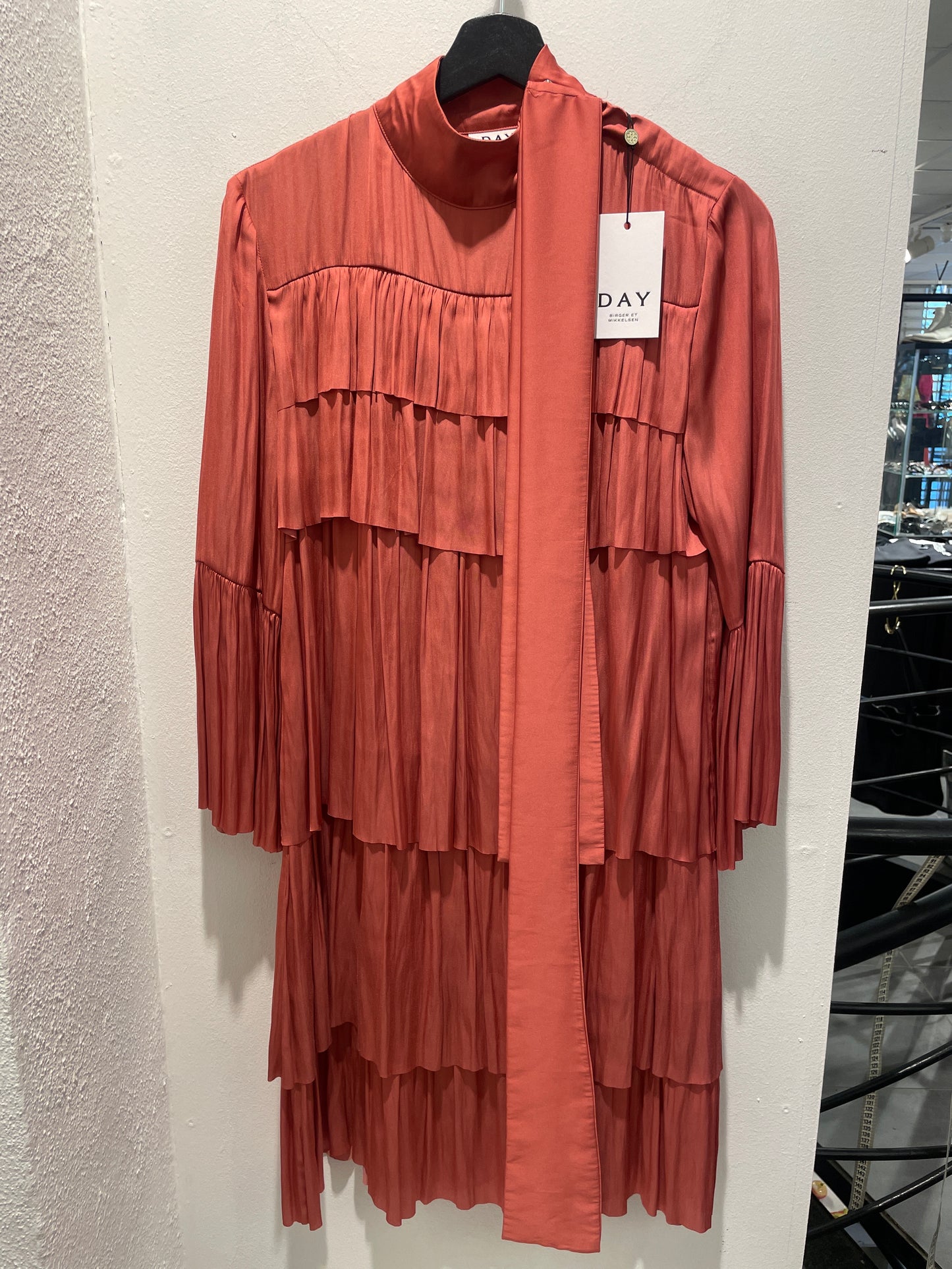 DAY - Tiered Pleated Tie-Neck Dress – New With Tags - EU38