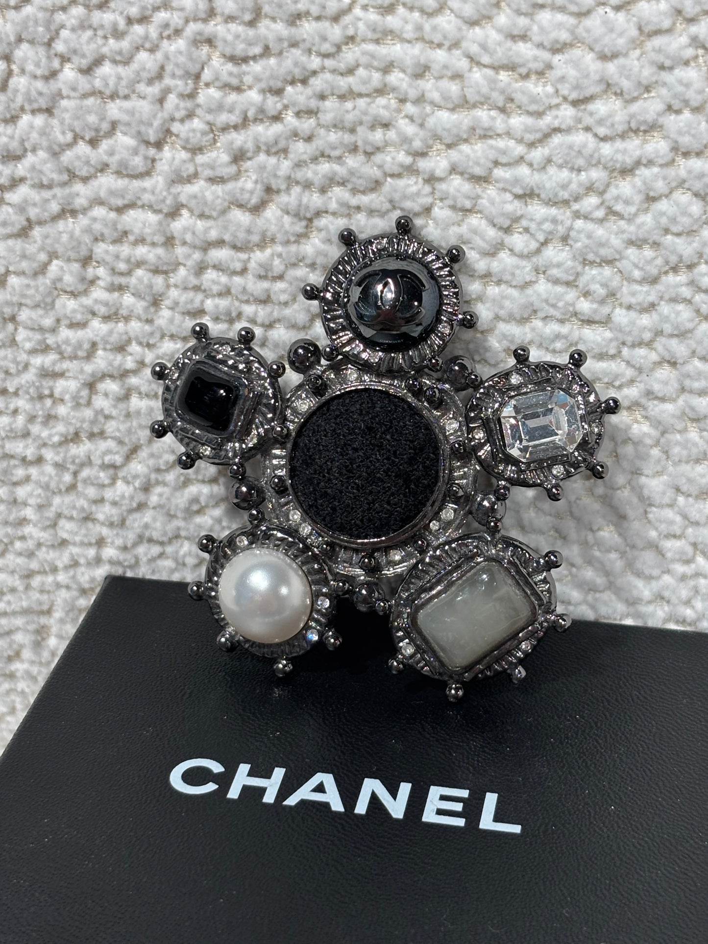 Chanel Brooch – Silver Metal with Stones, Pearl & Bouclé Detail