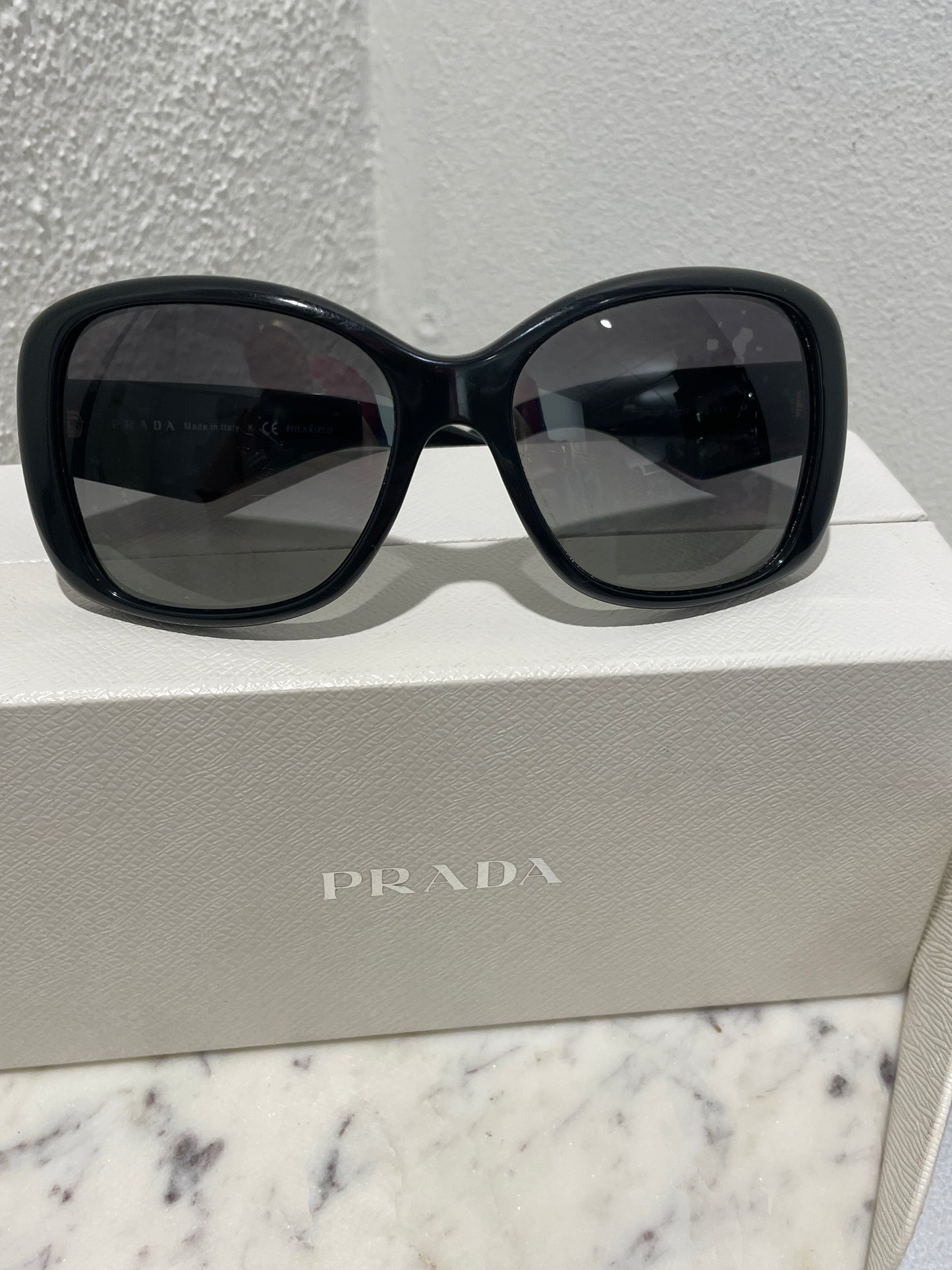 Prada Triangle Logo Sunglasses – One Size / Black