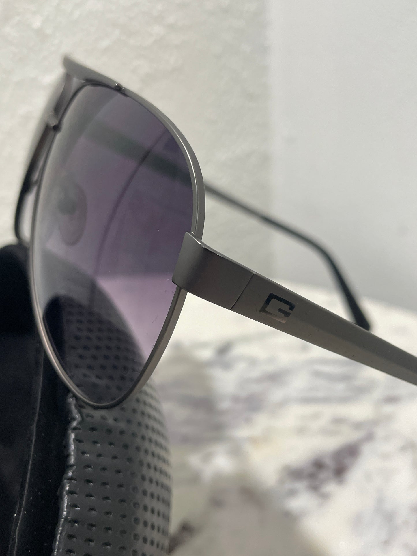 Guess Aviator Sunglasses - like new!