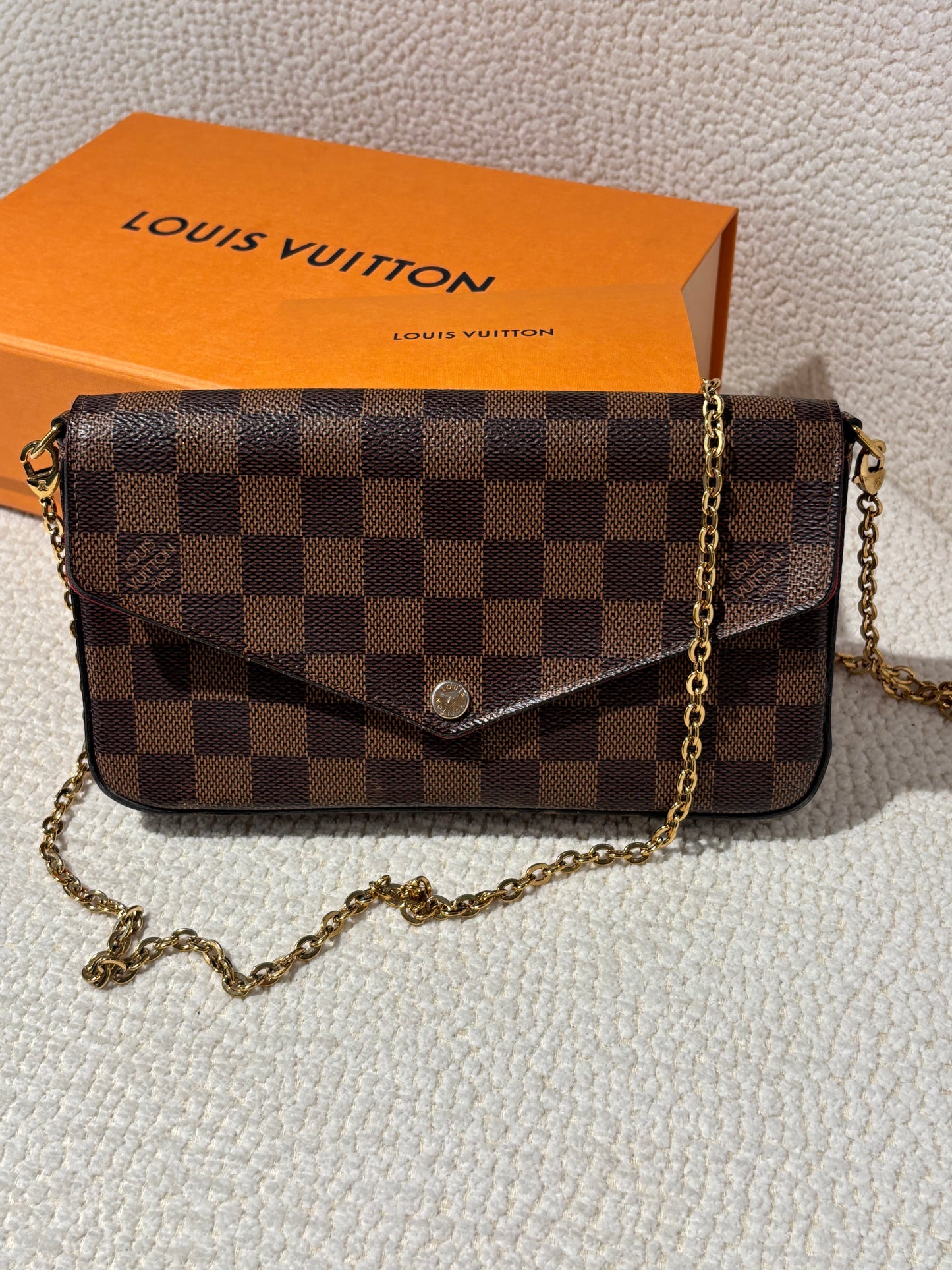 Louis Vuitton Pochette Félicie – Damier Canvas with Gold Chain