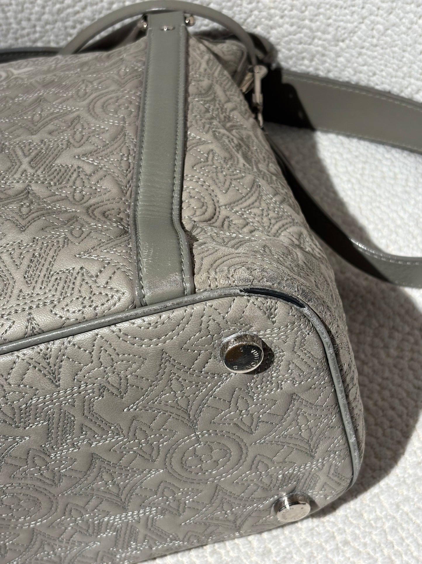 Louis Vuitton Antheia Ixia Bag – Monogram Leather in Grey