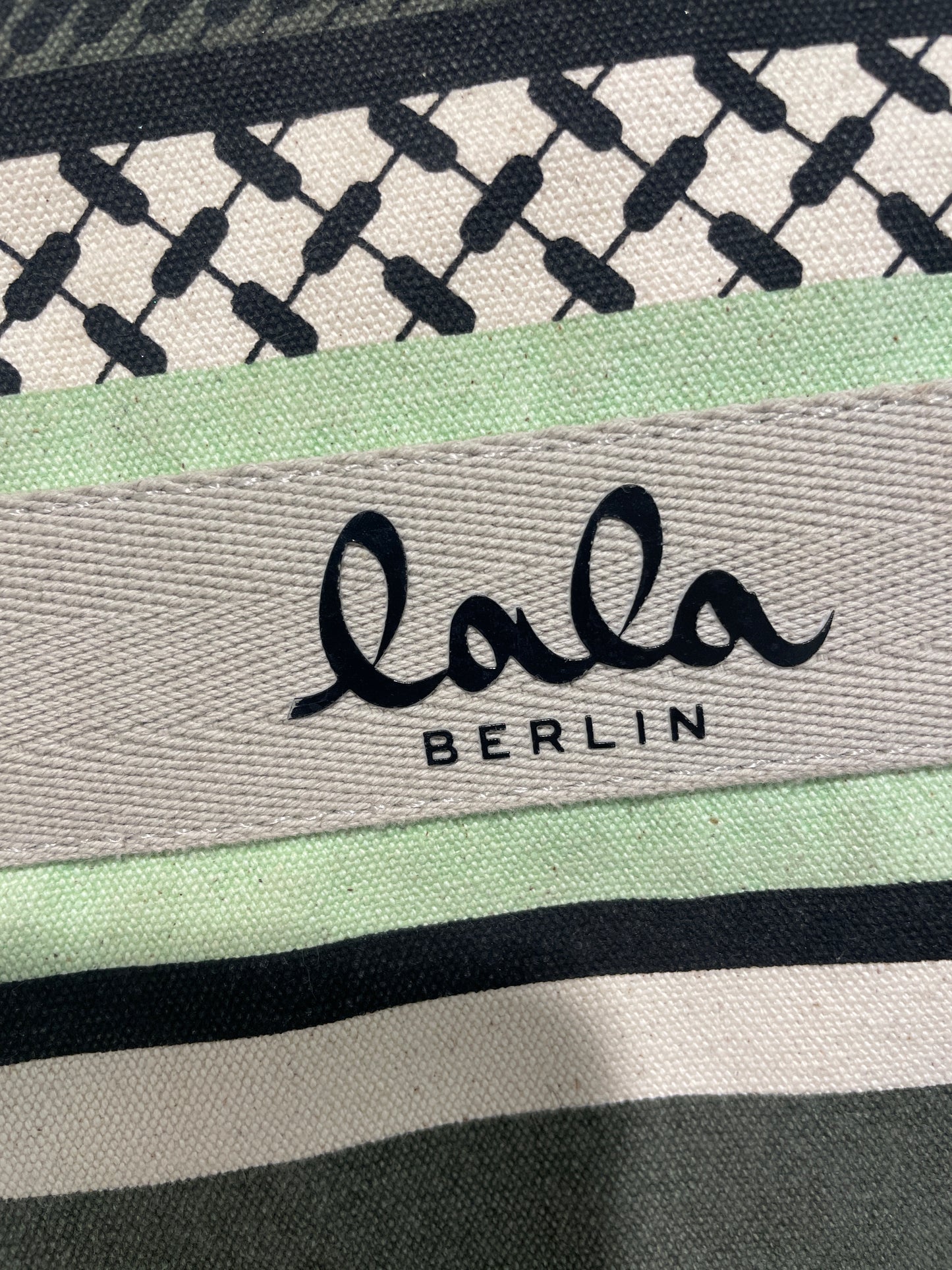 LaLa Berlin crossbody