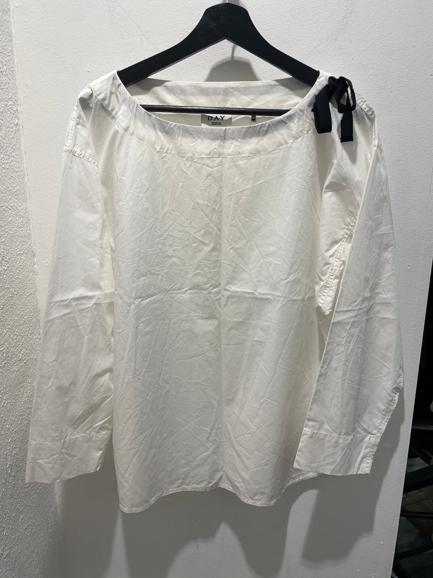 Day - White Cotton Blouse with Shoulder Tie - M/L