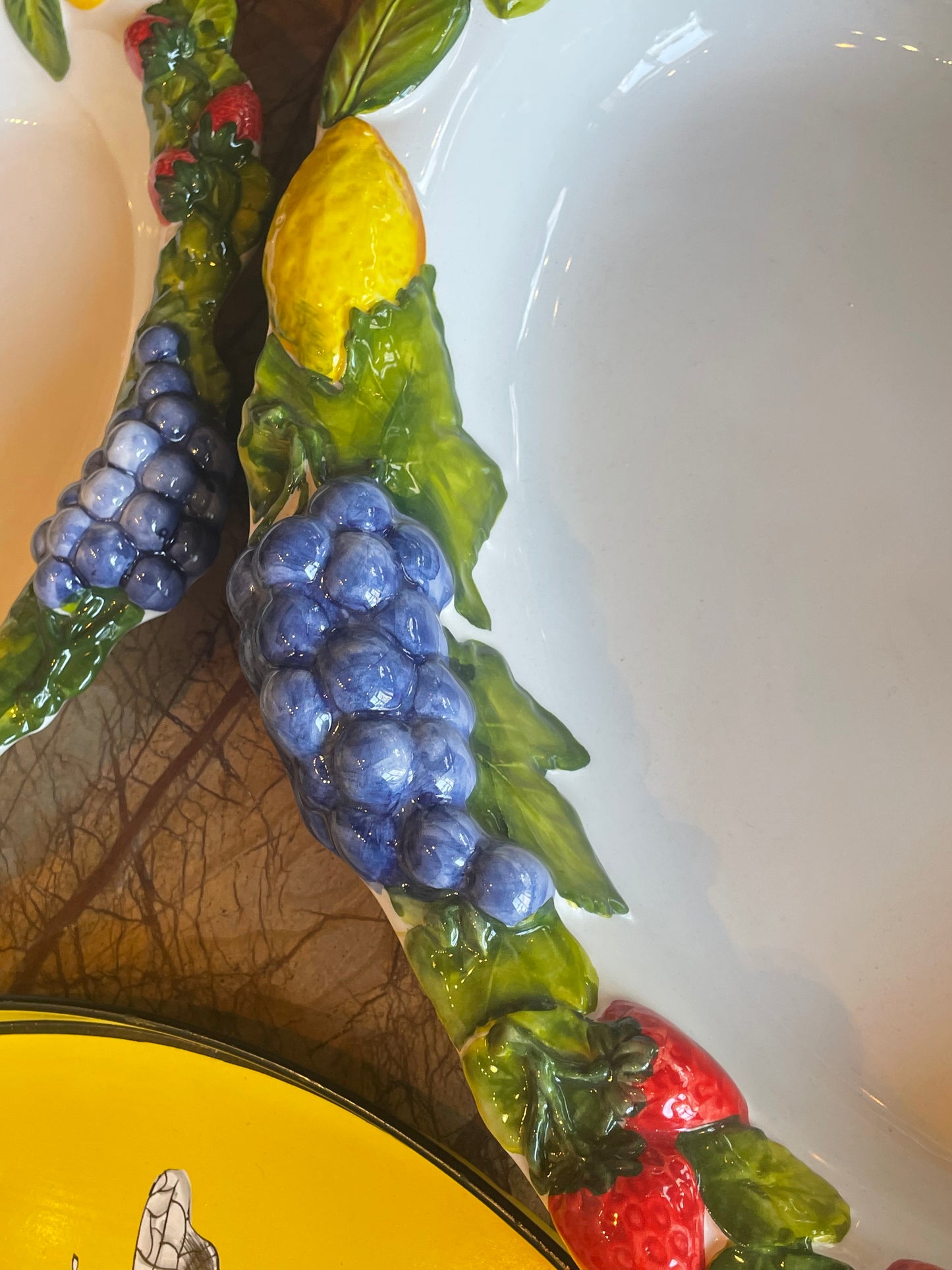 Dybt fad m. frugtranker - Italiensk porcelæn