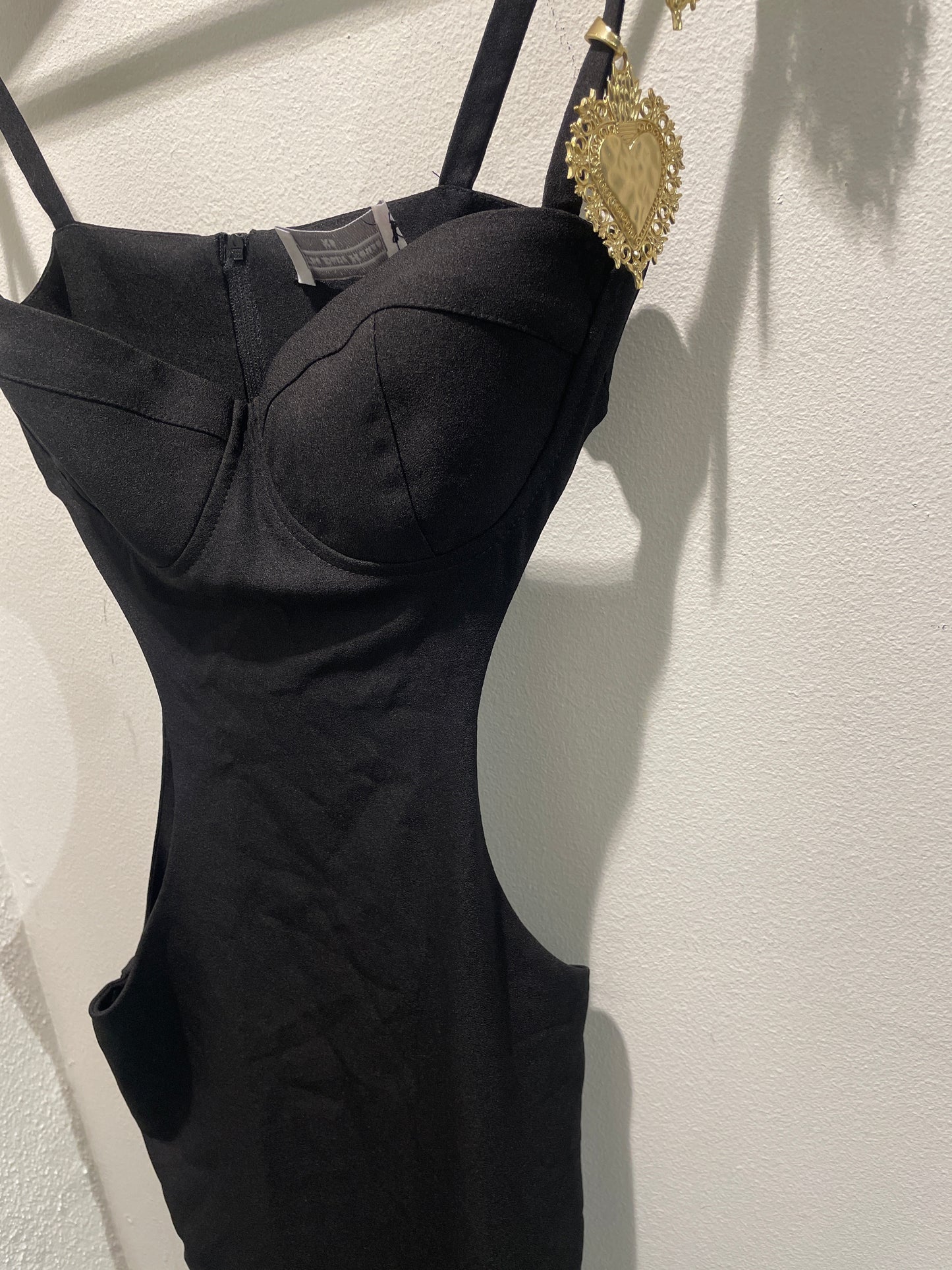The Dolls House - Long black dress w. gold hearts - XS /S - Medinas Wardrobe