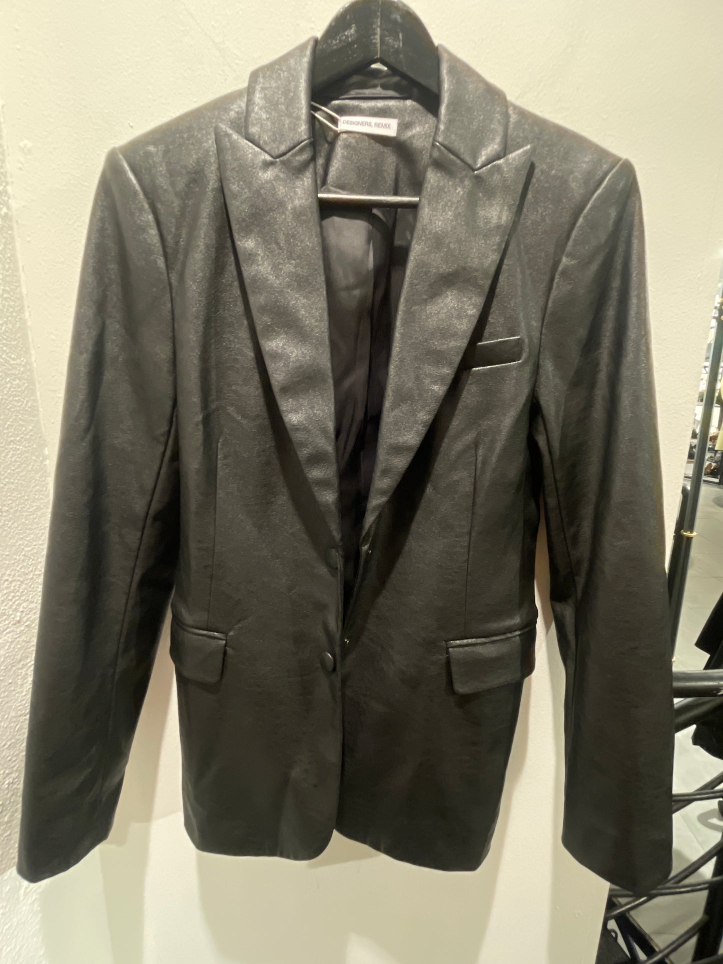 Designers Remix - Leather Blazer - Medinas Wardrobe - EU36